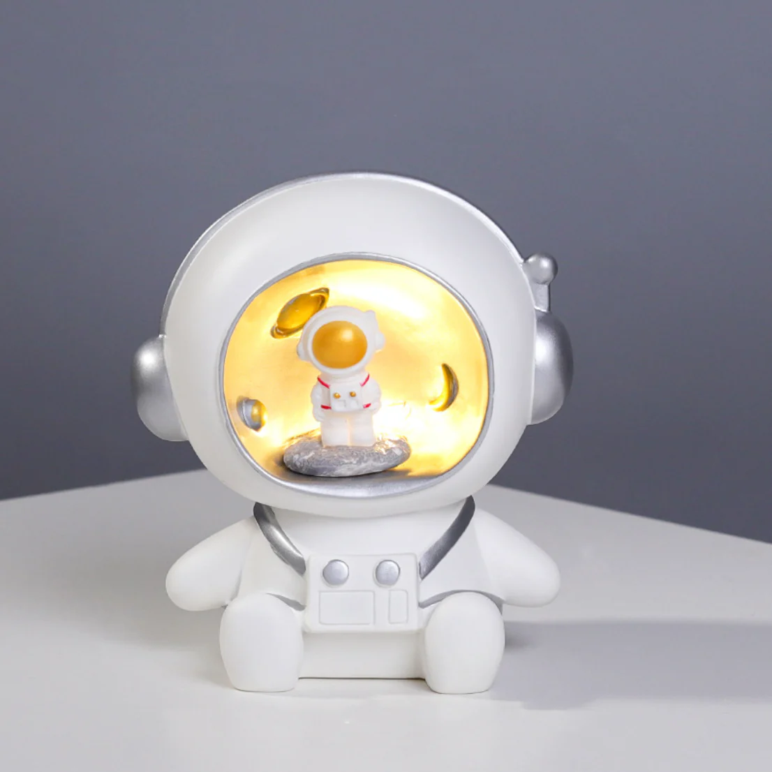 Inception Astronaut Showpiece - Image 6