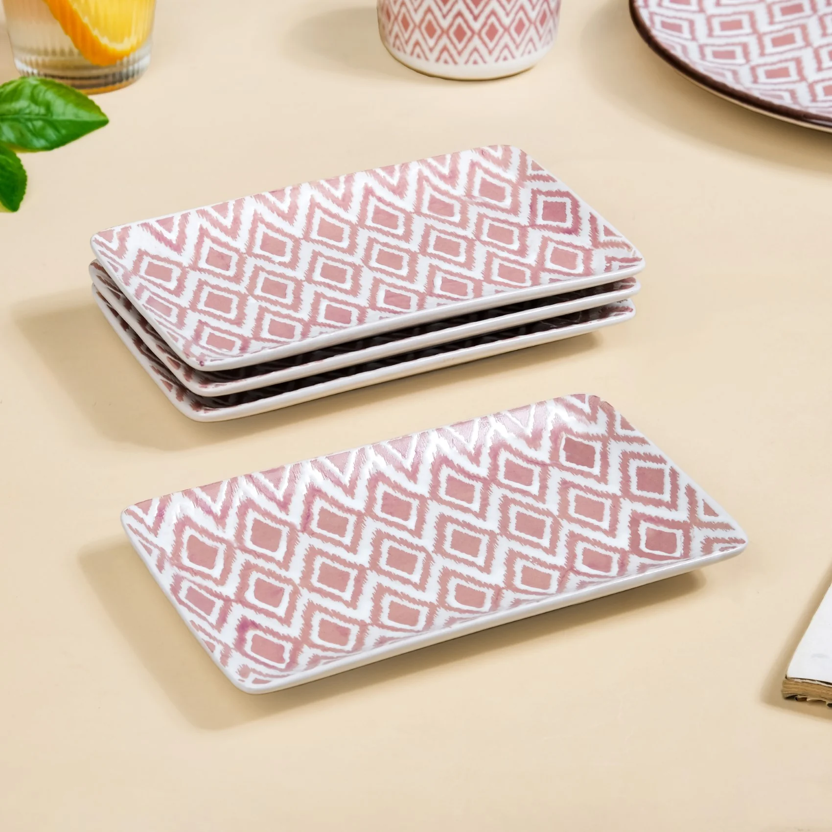 Kaleido Pink 16 Piece Ceramic Dinner Set For 4 - Image 8