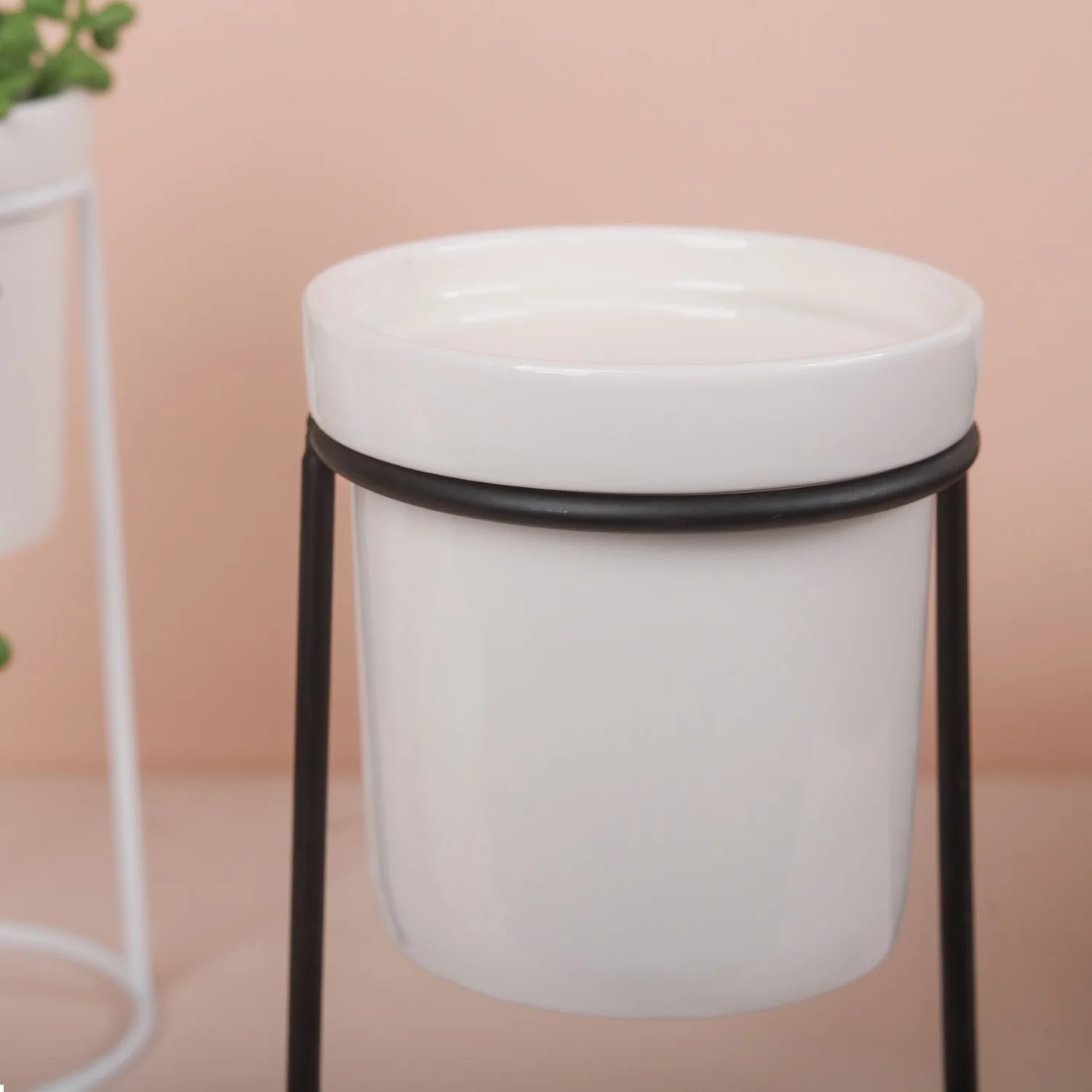 Large Planter - Image 7