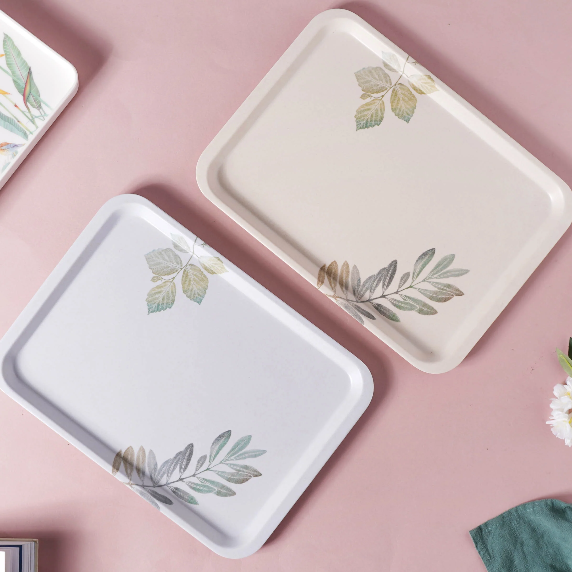Large Rectangular Tray With Leaves - Image 8
