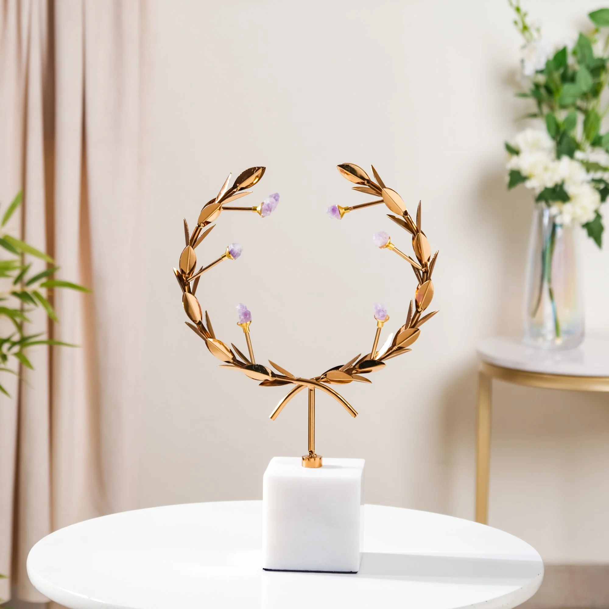 Laurel Wreath Showpiece With Agate Stones Gold
