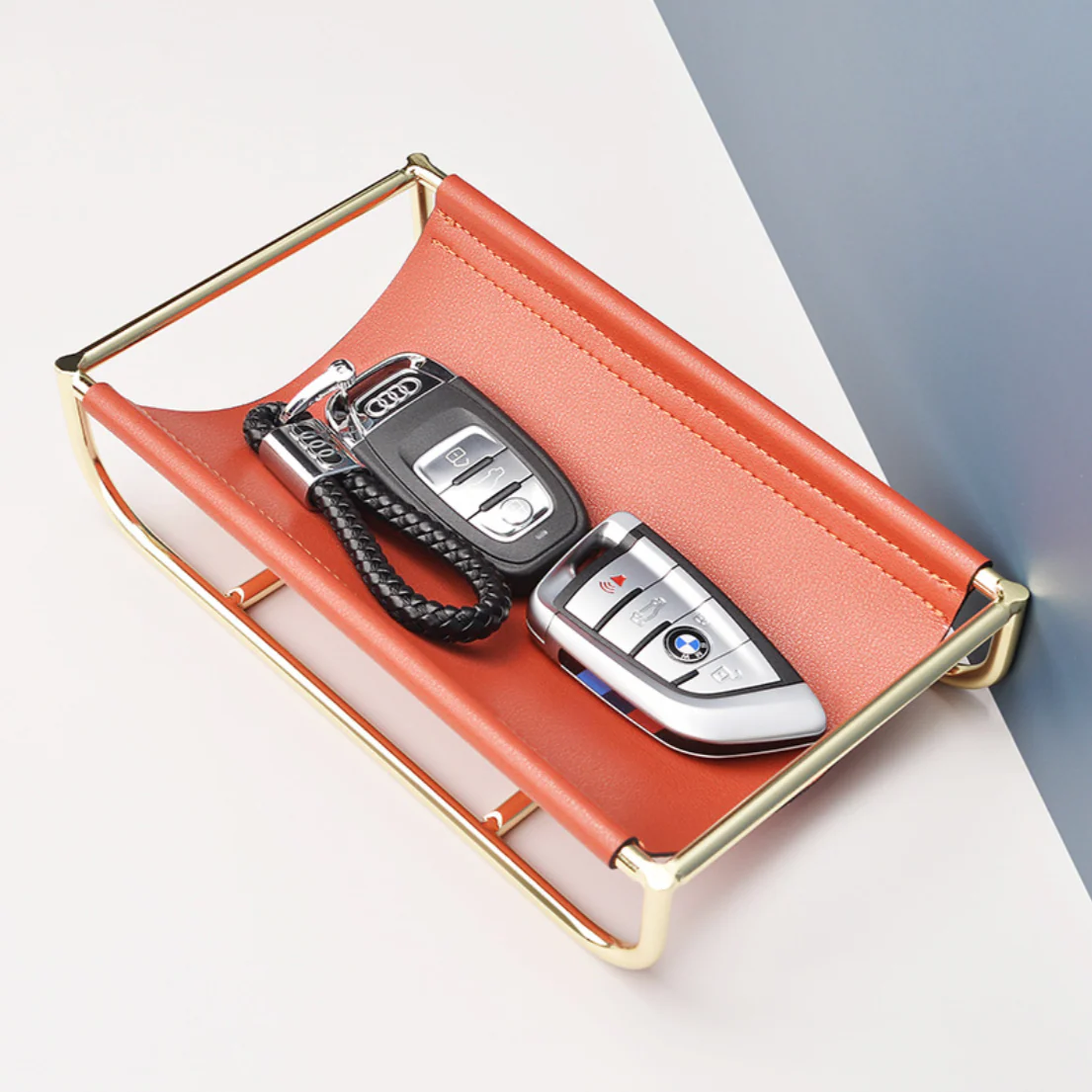 Leather Valet - Image 3
