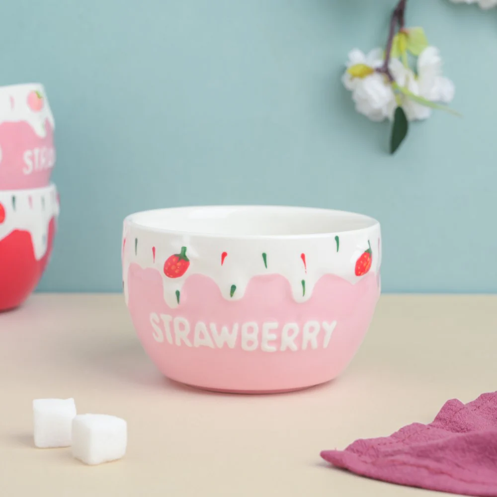 Light Pink Strawberry Side Bowl 400 ml