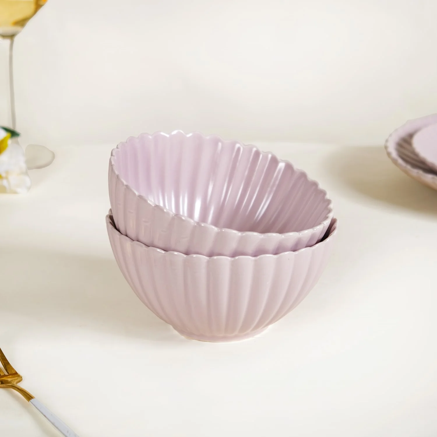 Lilac Scallop Serving Bowls Set Of 2 Small 800ml - Image 9