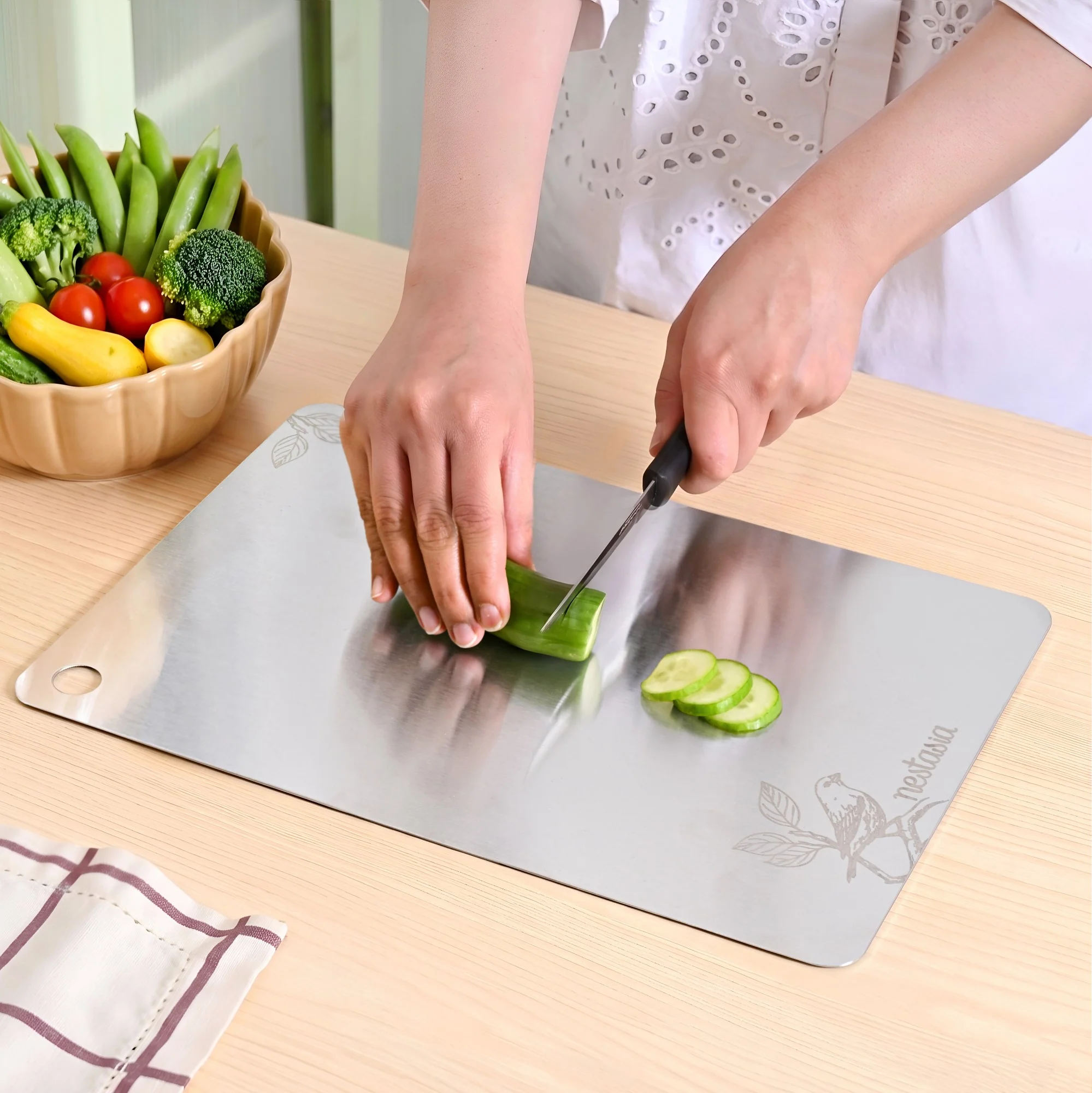 Little Bird Stainless Steel Chopping Board 35x25cm - Image 3