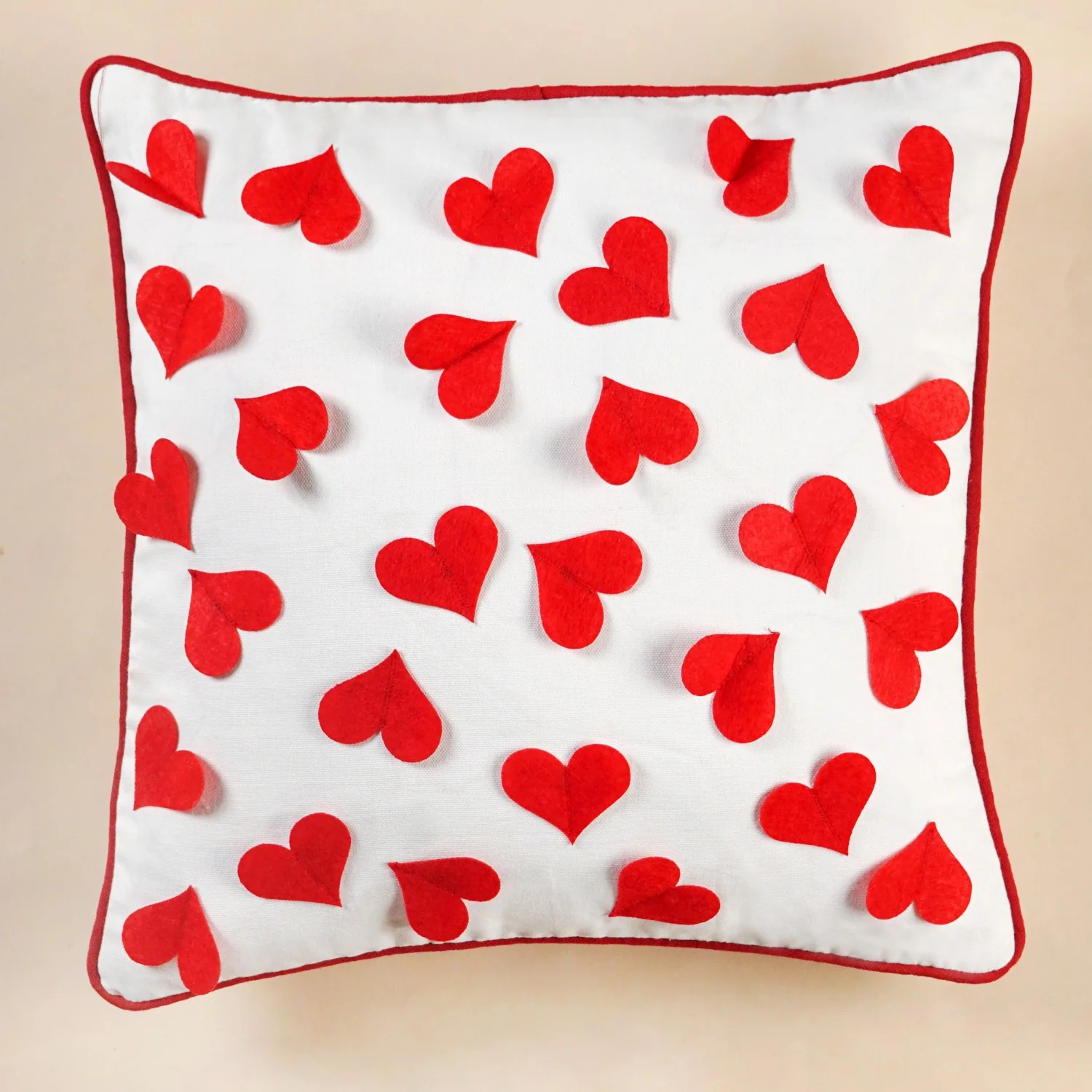 Little Hearts Rakhi Gift Hamper For Bhaiya And Bhabhi - Image 2