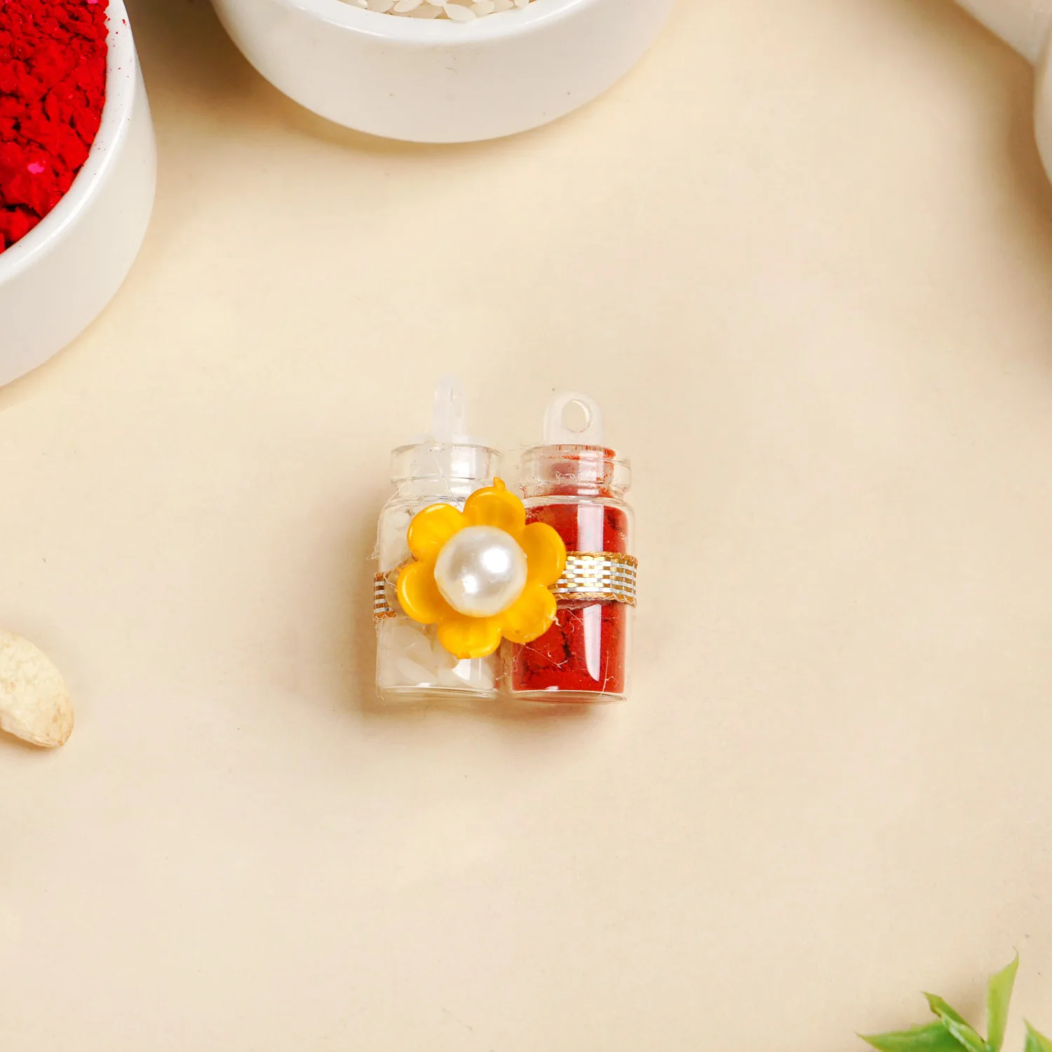 Little Hearts Rakhi Gift Hamper For Bhaiya And Bhabhi - Image 4