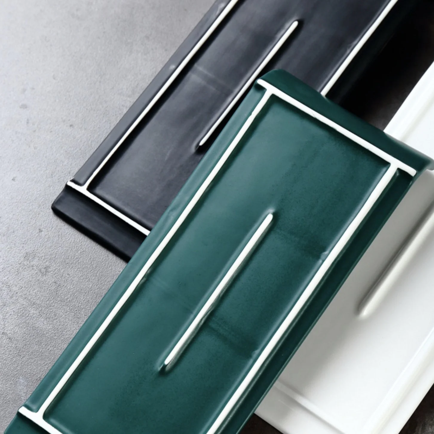 Green Long Serving Plate - Image 4