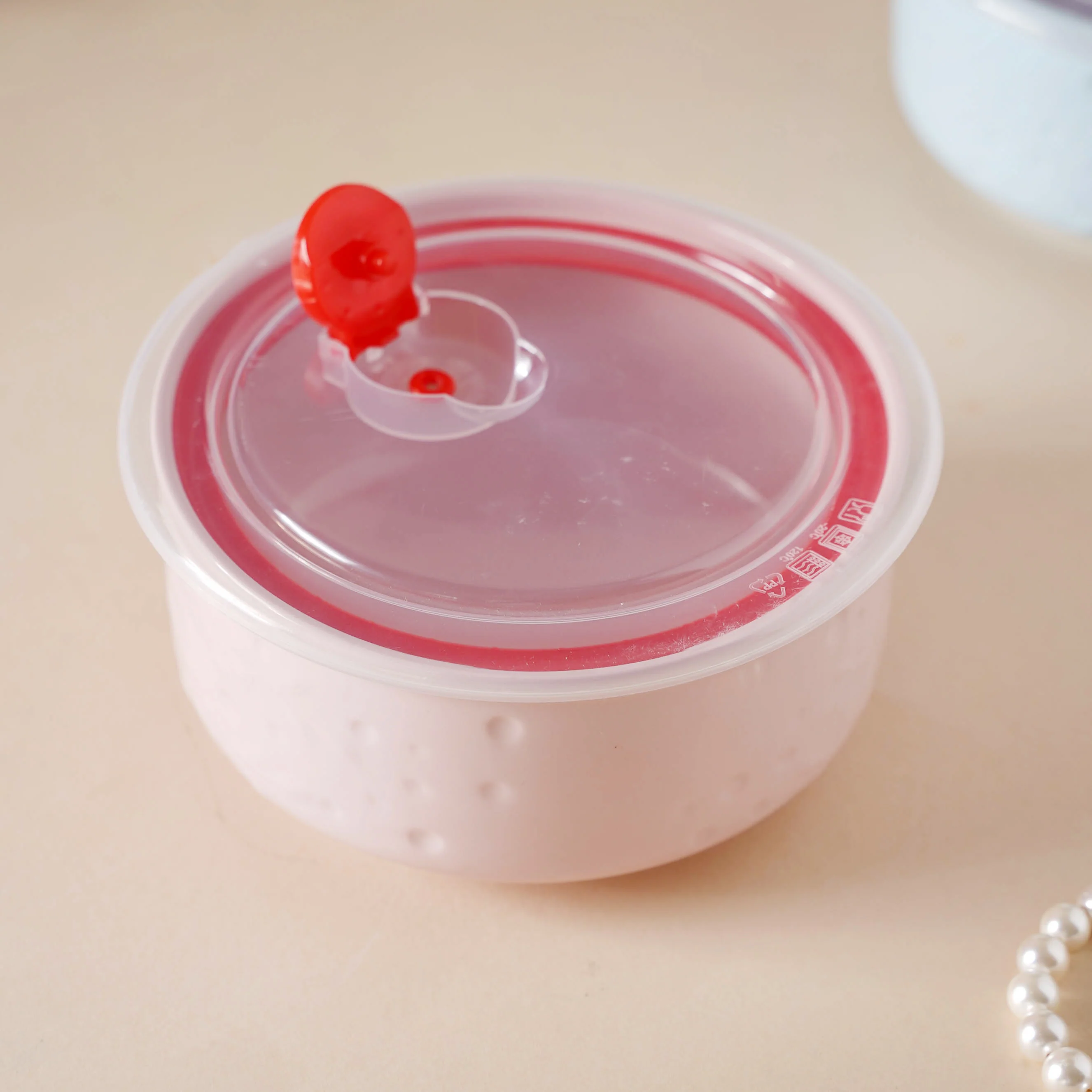 Lunch Bowl With Lid - Image 18