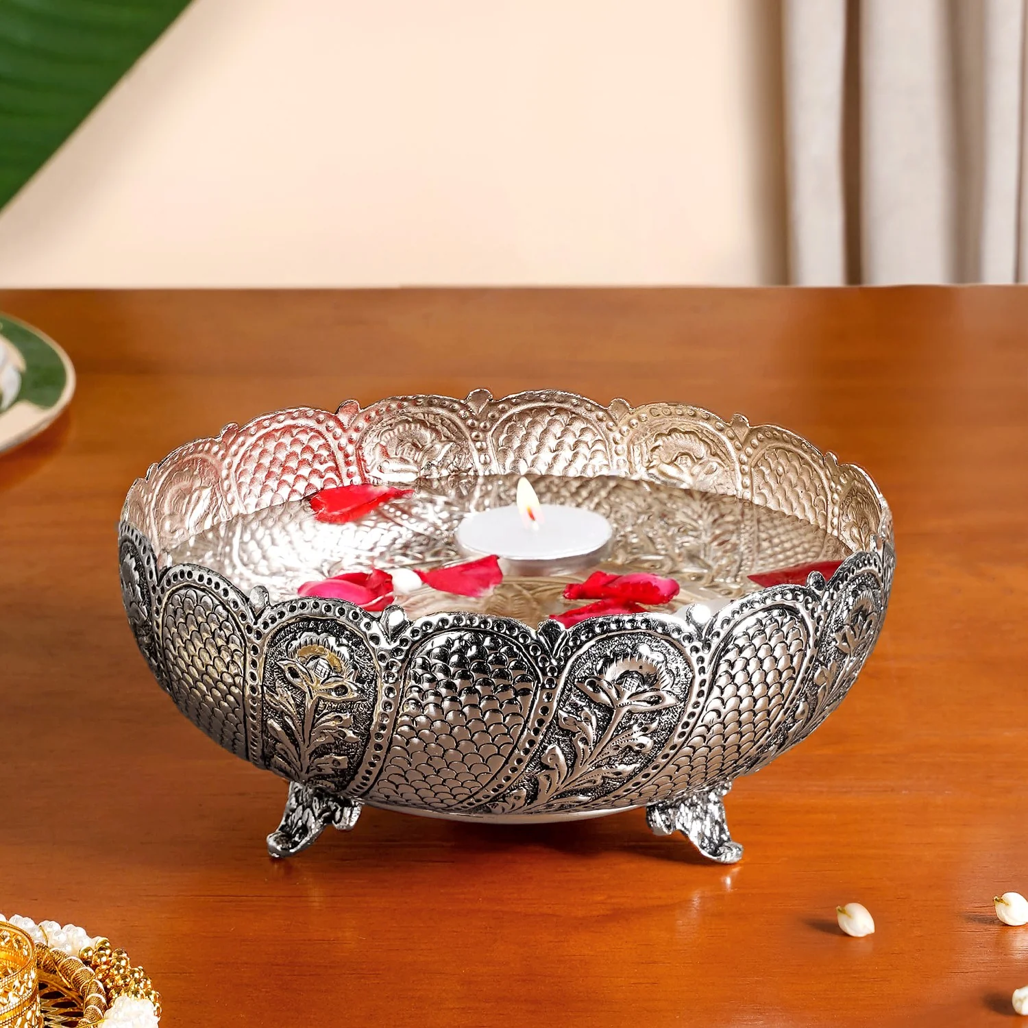 Lustre Brass Urli With Pure Silver Coating 18cm - Image 9