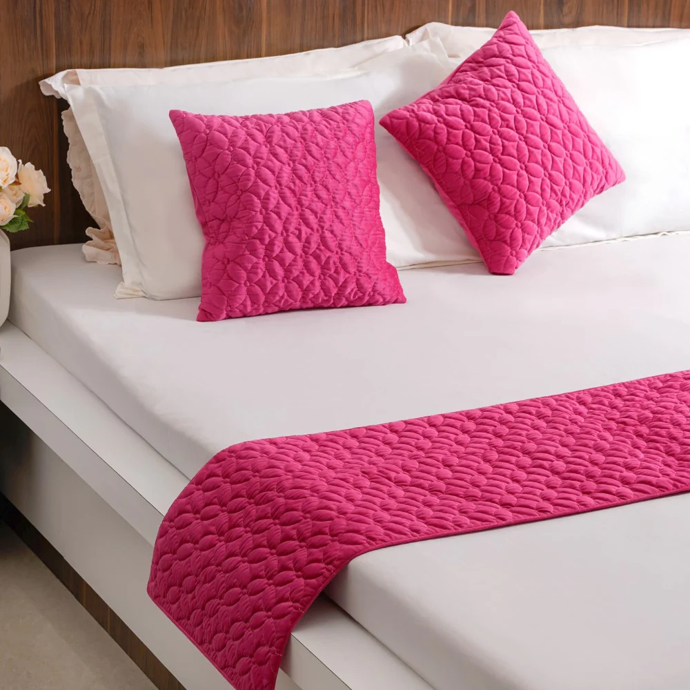 Luxe Cushion Cover & Runner Set Of 3 Magenta - Image 4