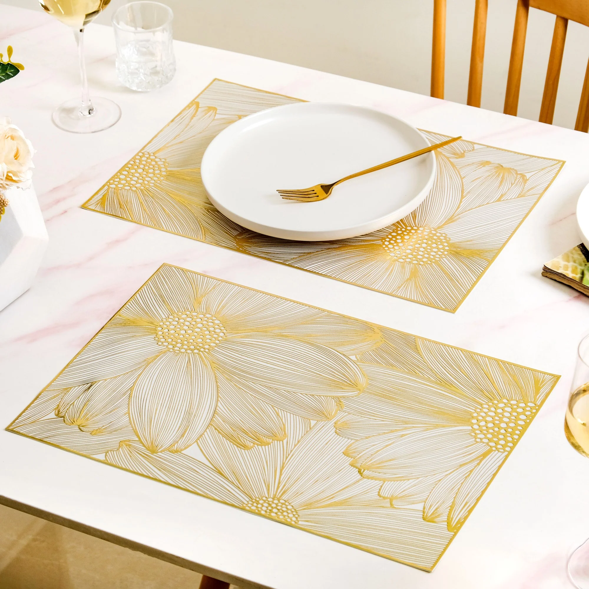 Luxe Golden Petals Table Mat Set Of 6 - Image 7