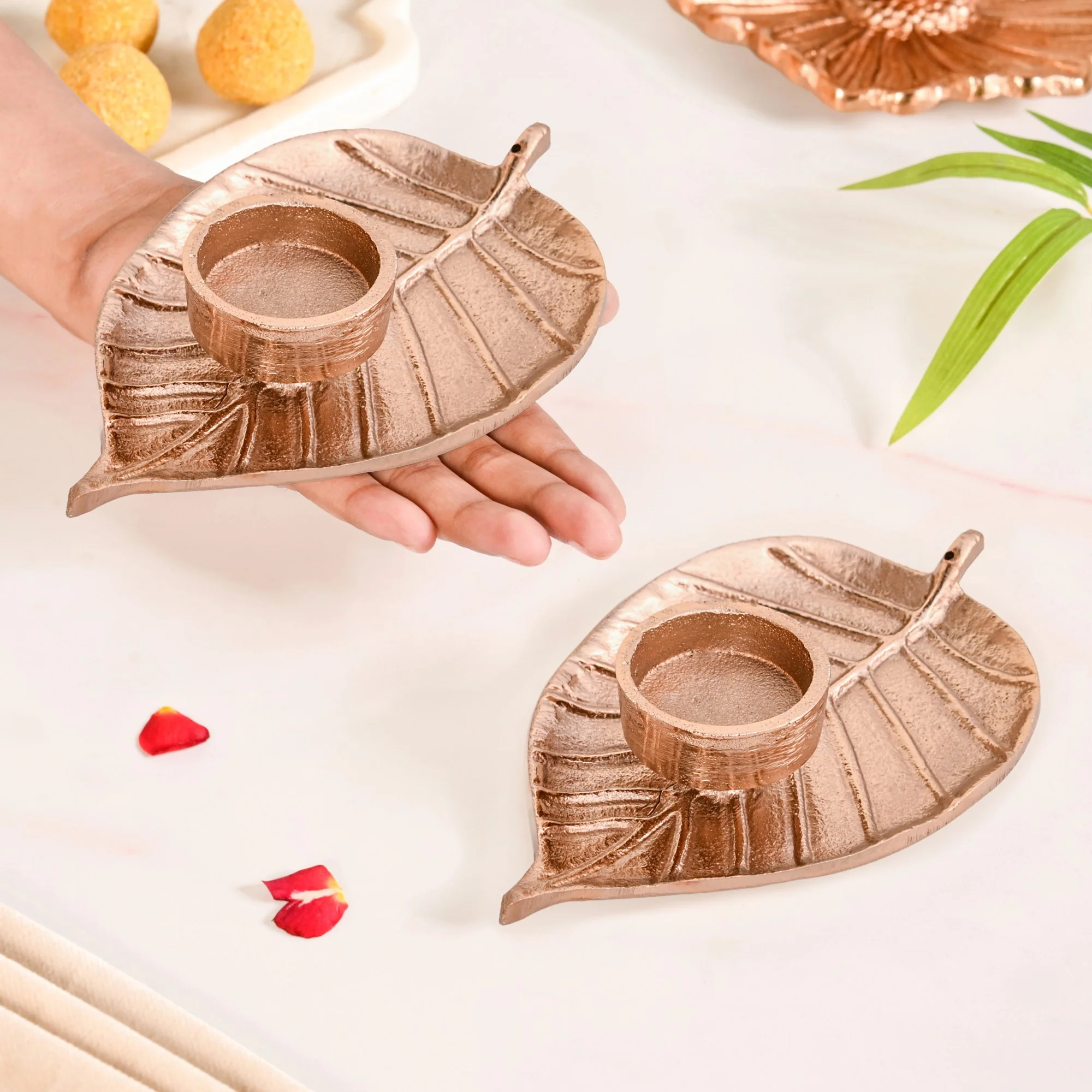 Luxe Metal Leaf Tealight And Incense Holder Set Of 2 In Festive Gift Box - Image 3