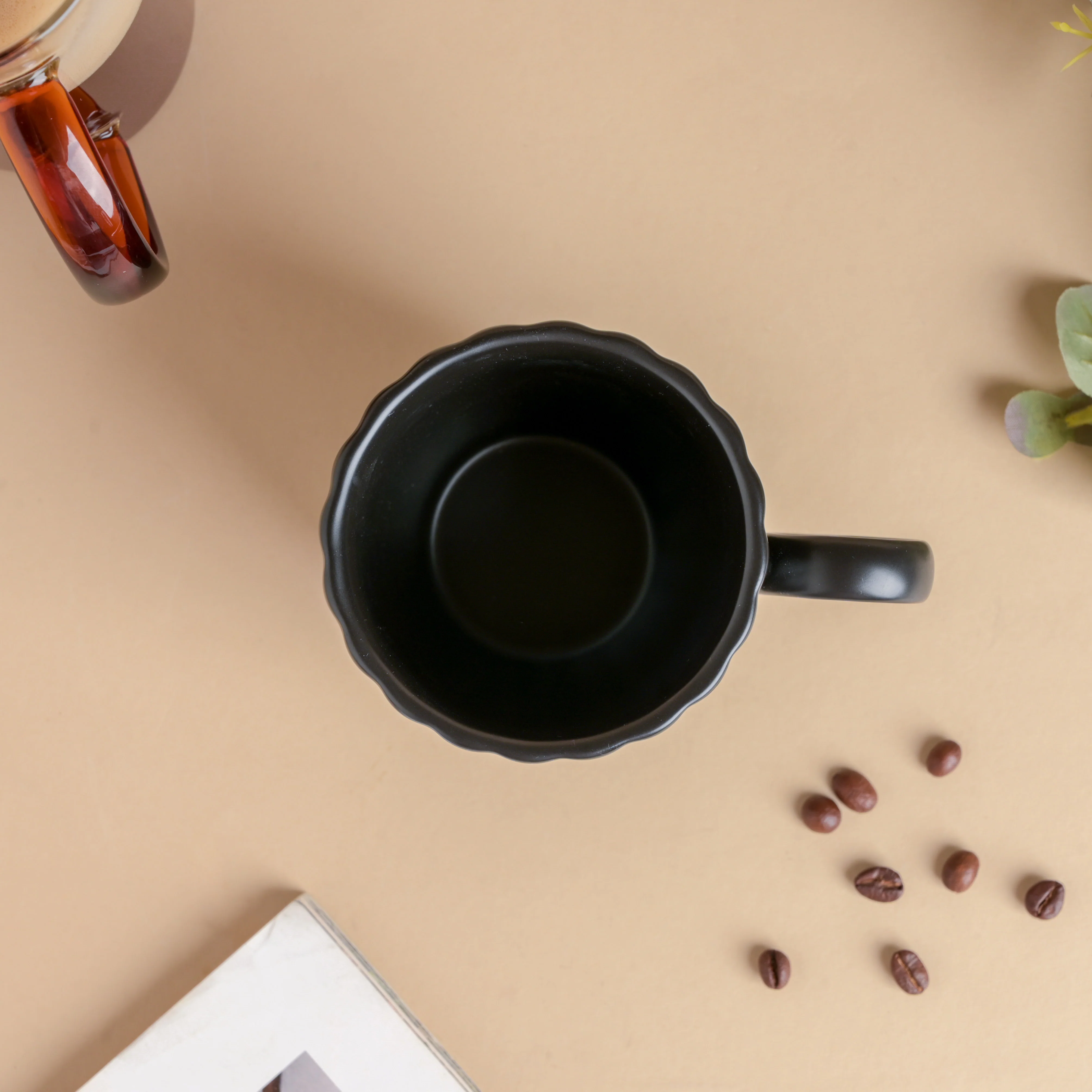 Luxe Ribbed Black Coffee Mug 250 ml - Image 4