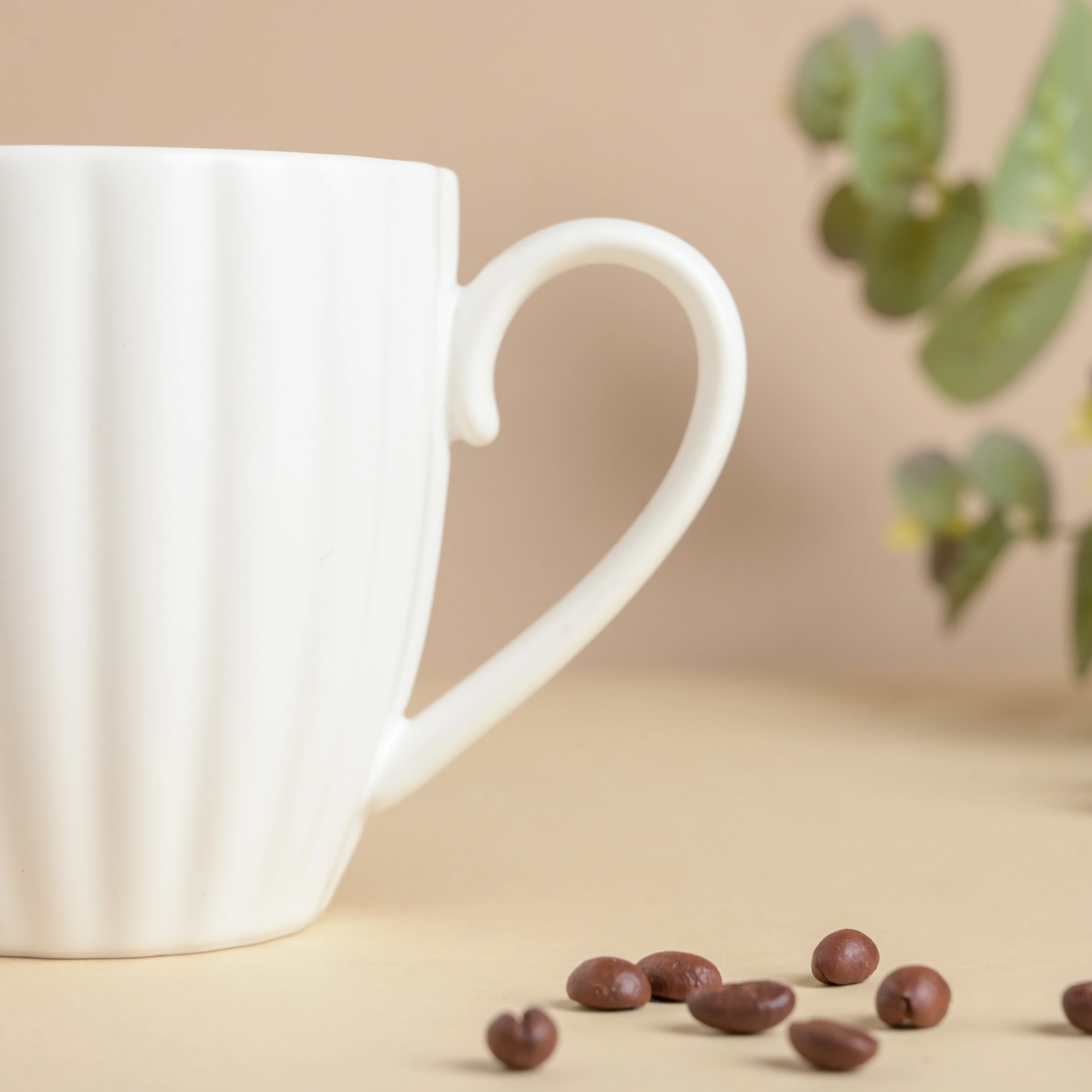 Luxe Ribbed White Coffee Mug 250 ml - Image 3