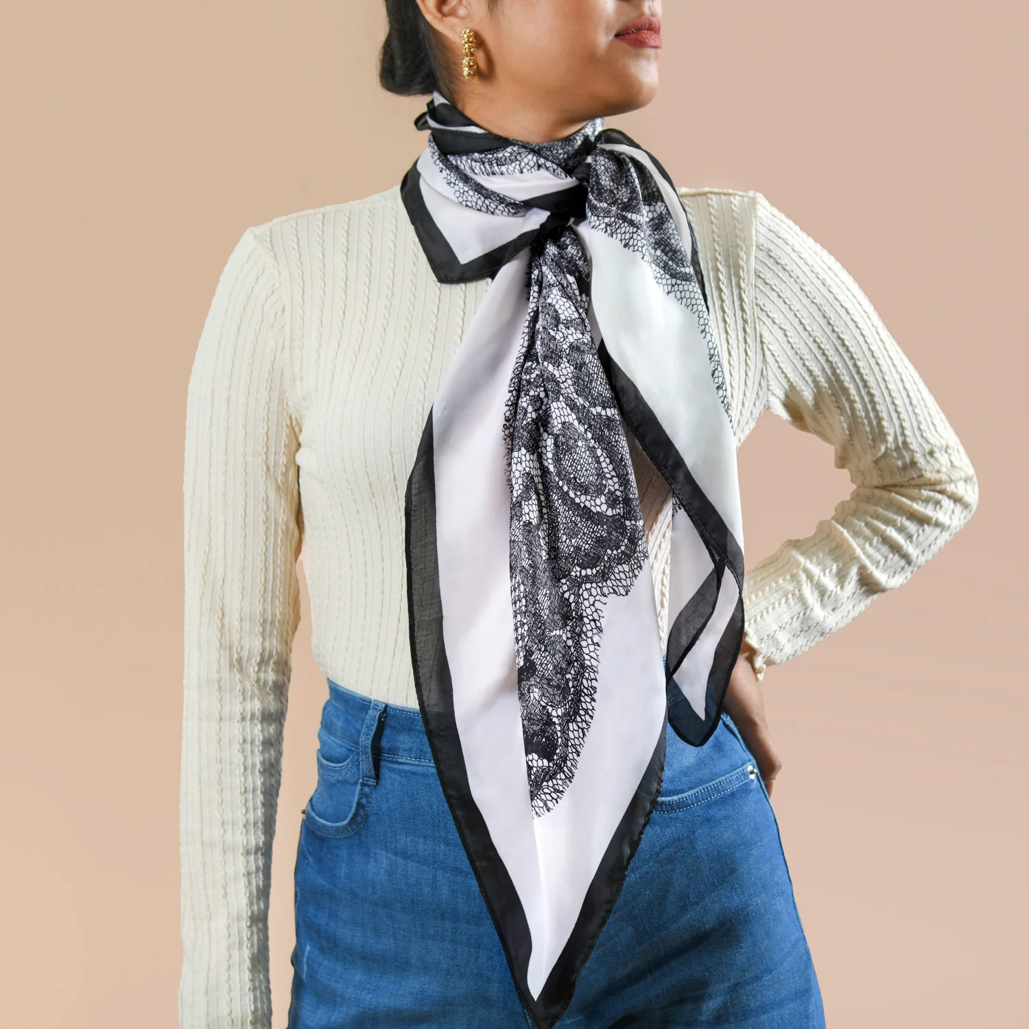 Luxur Lace Pattern Square Scarf Black And White - Image 2