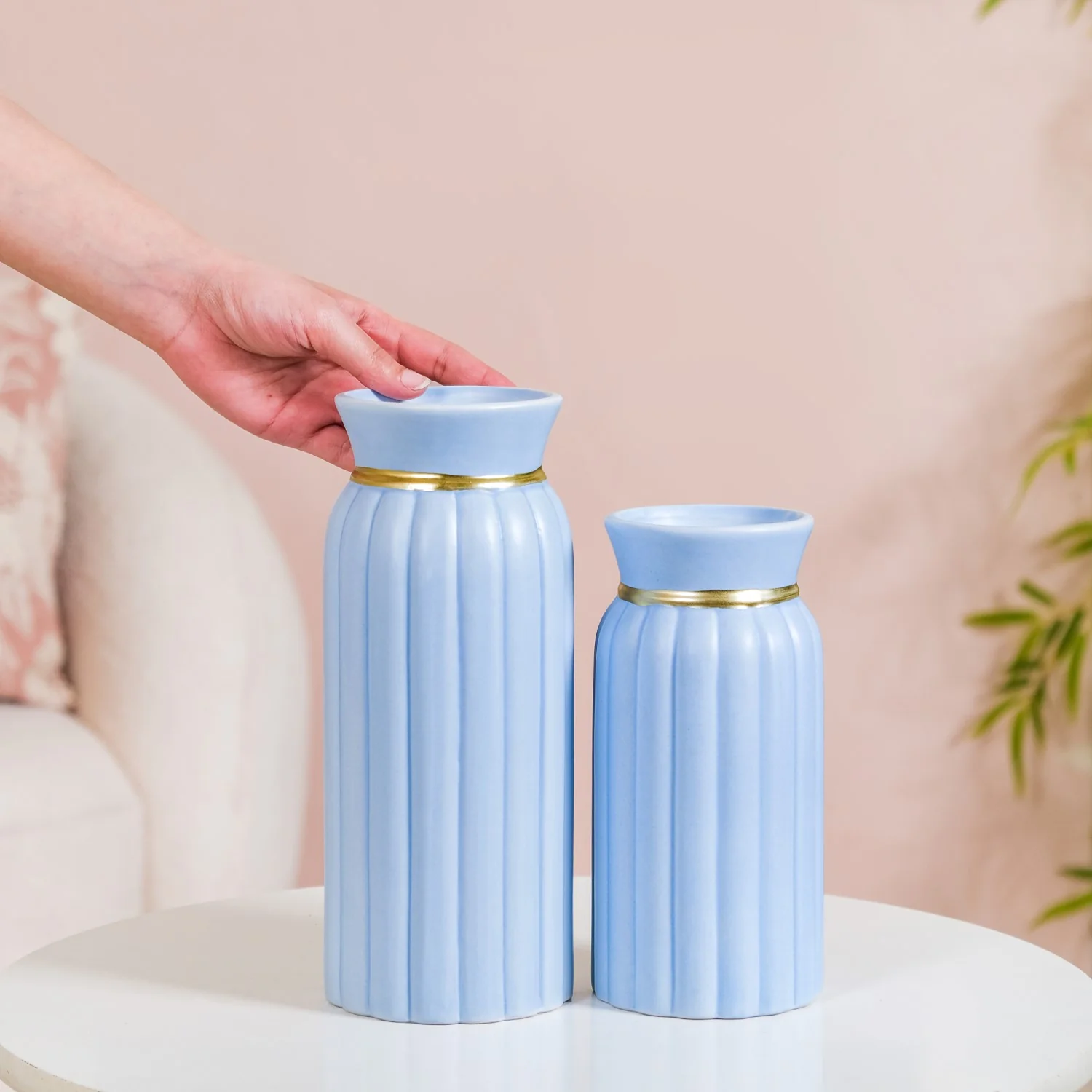 Luxurious Ceramic Vase Set Of 2 Pastel Blue - Image 2