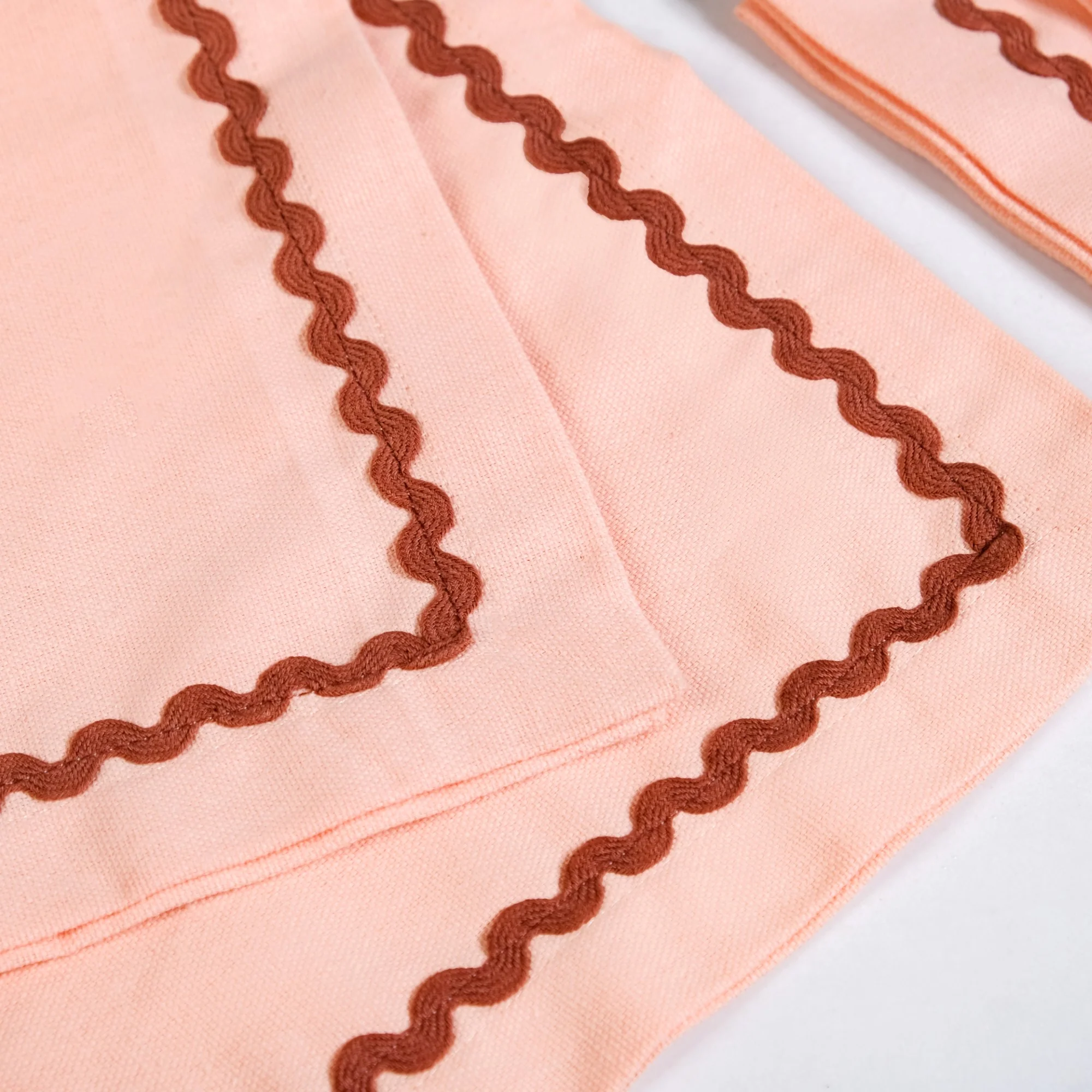 Madeline Peach Cotton Napkin Set Of 6 With Rick Rack - Image 7