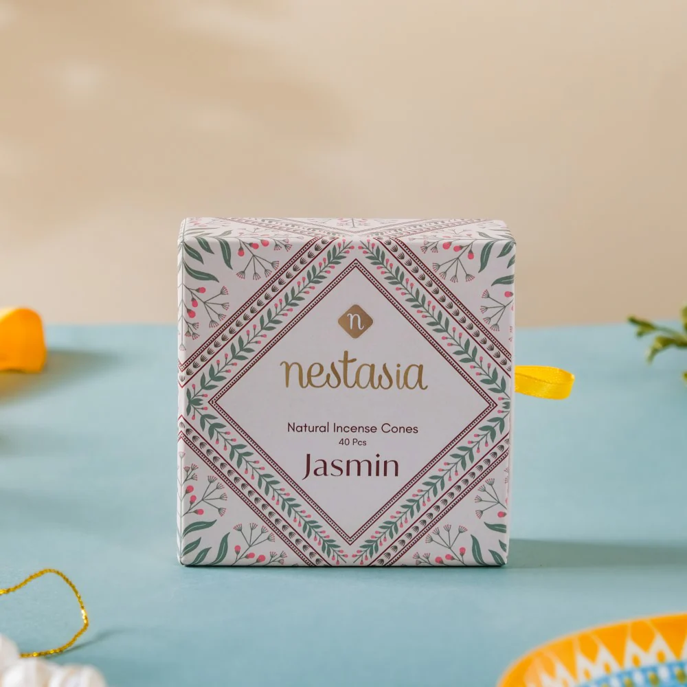 Maharashtrian Wedding Gift Hamper Set Of 8 - Image 4