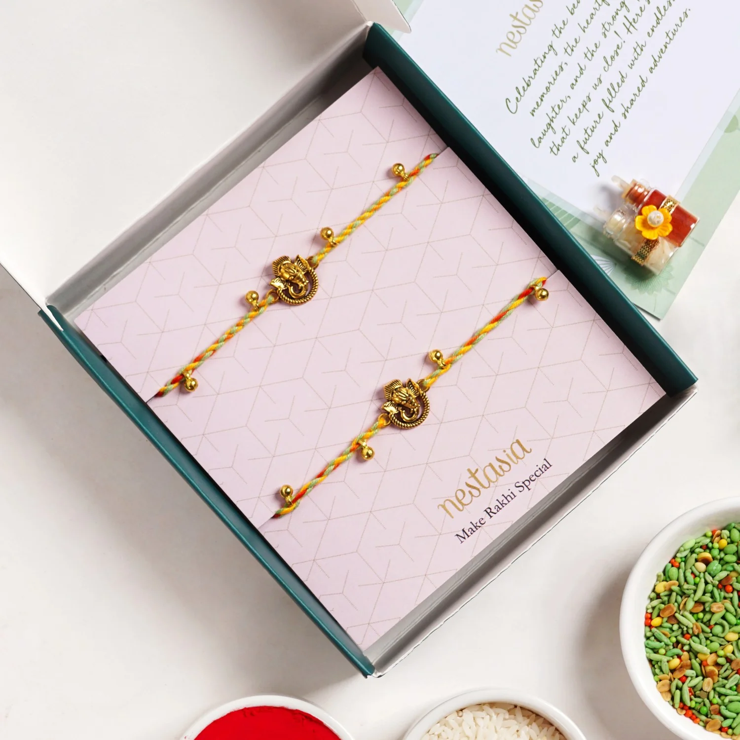Mangalmurti Ganesha Rakhi Set - Image 5