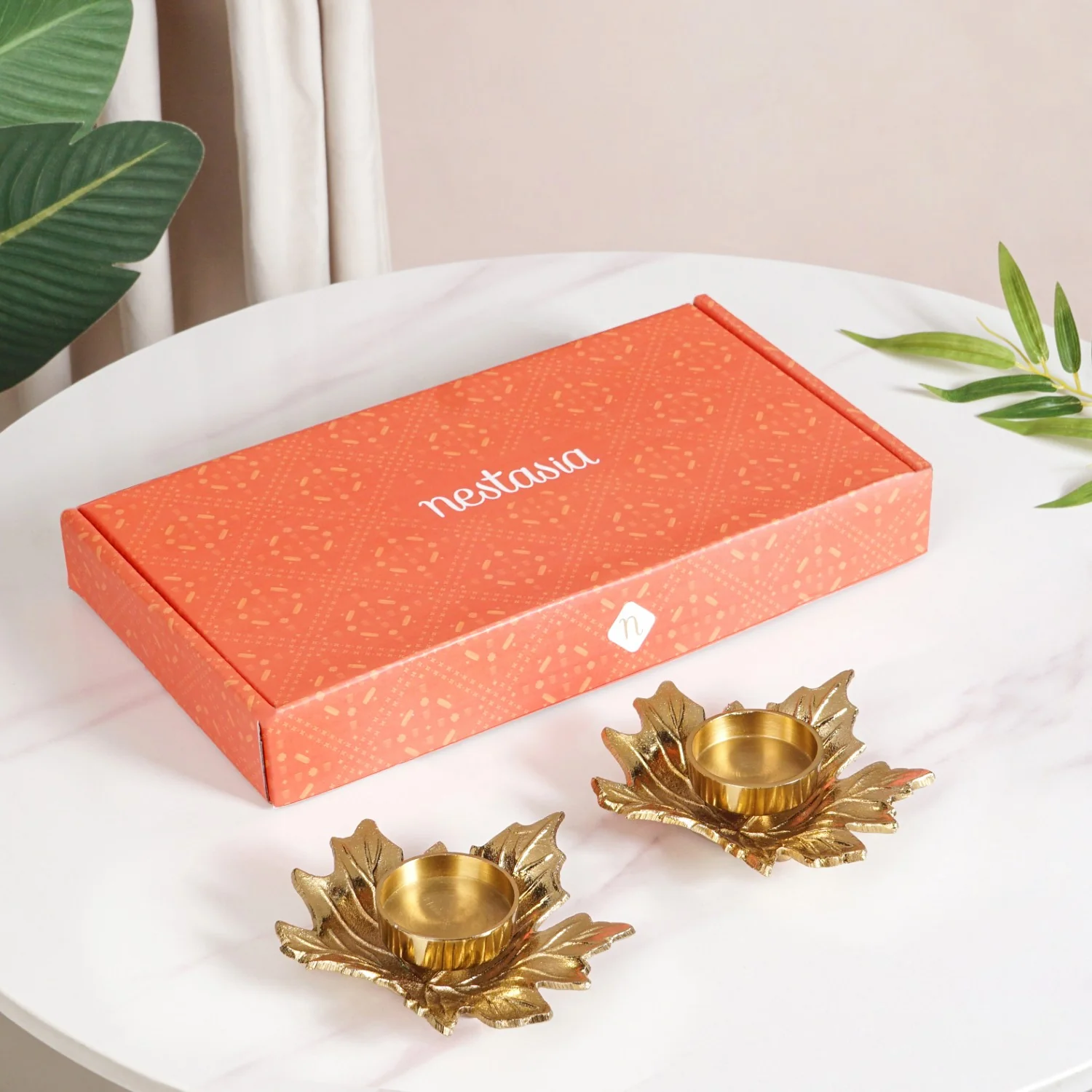 Maple Glow Aluminium Tealight Holder Set Of 2 In Festive Gift Box - Image 3