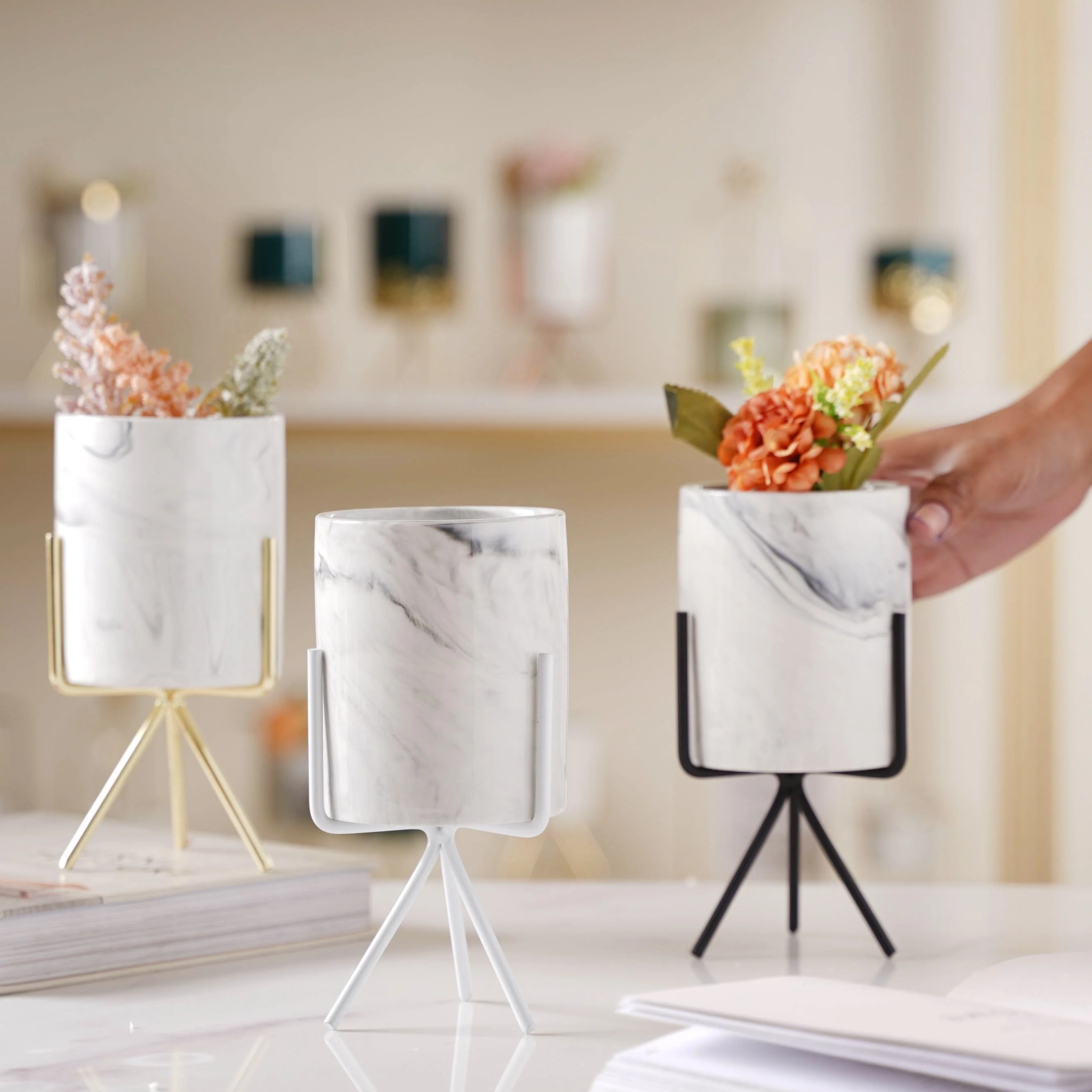 Marble Effect Plant Grower - Image 4