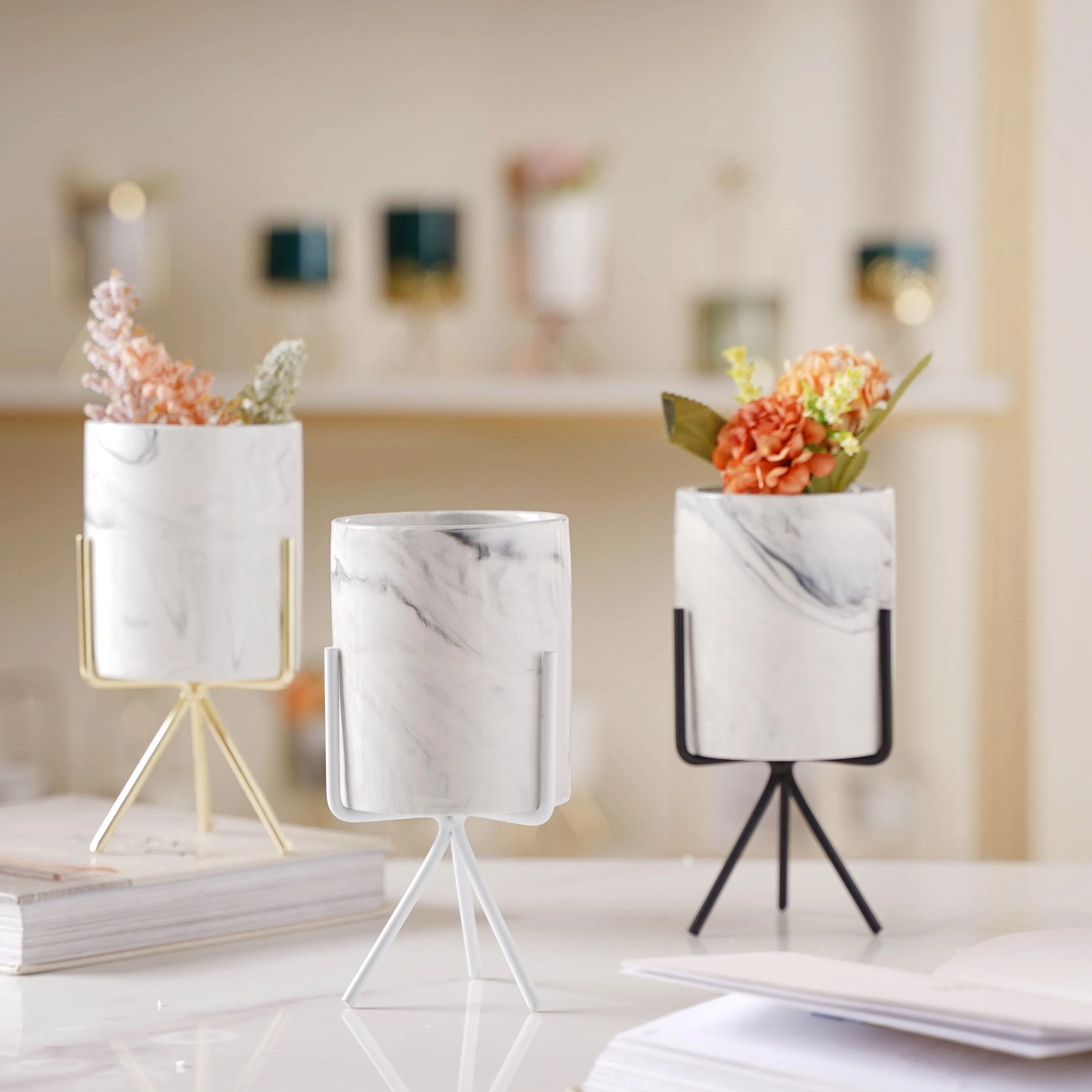 Marble Effect Plant Grower - Image 6