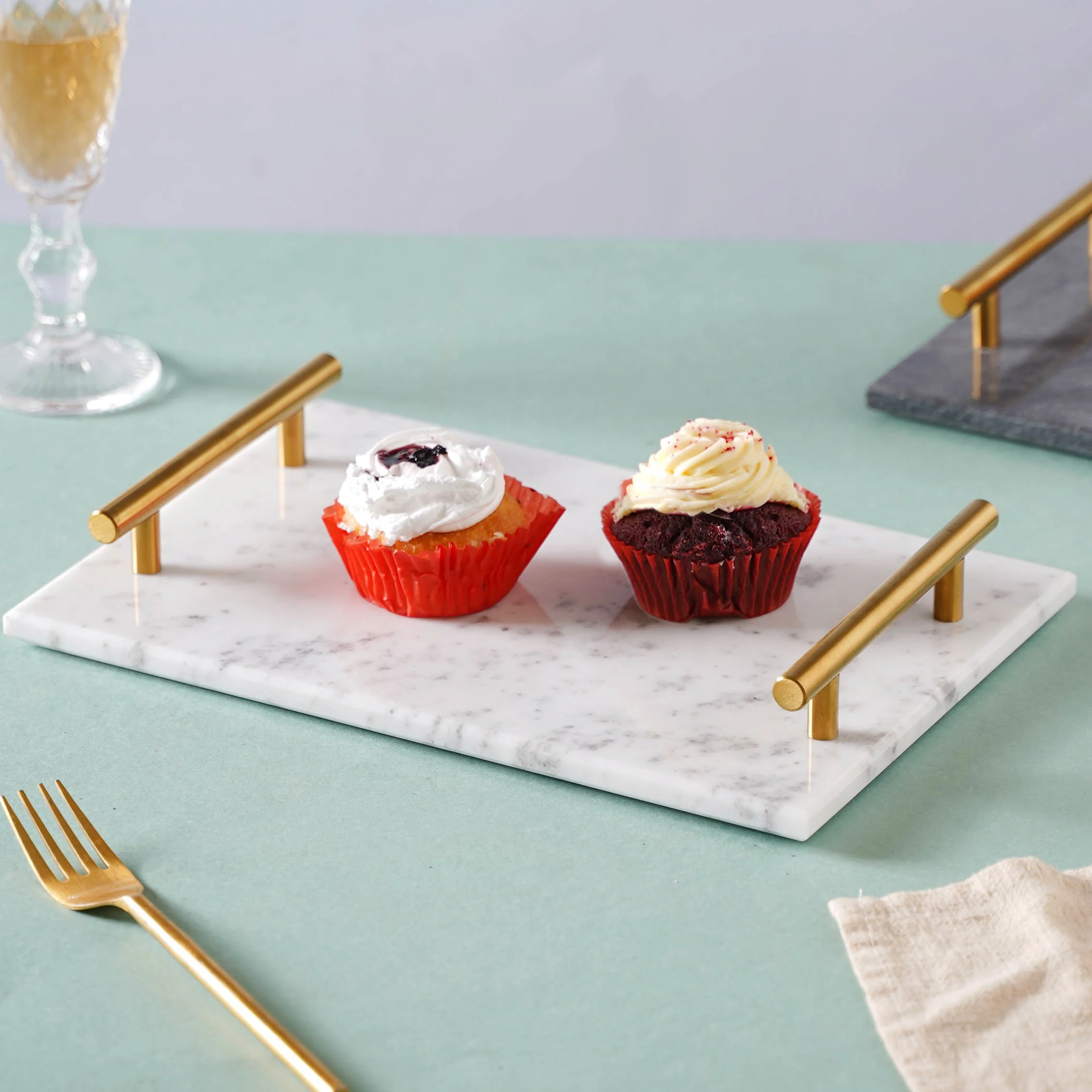 Marble Platter With Gold Handle - Image 8