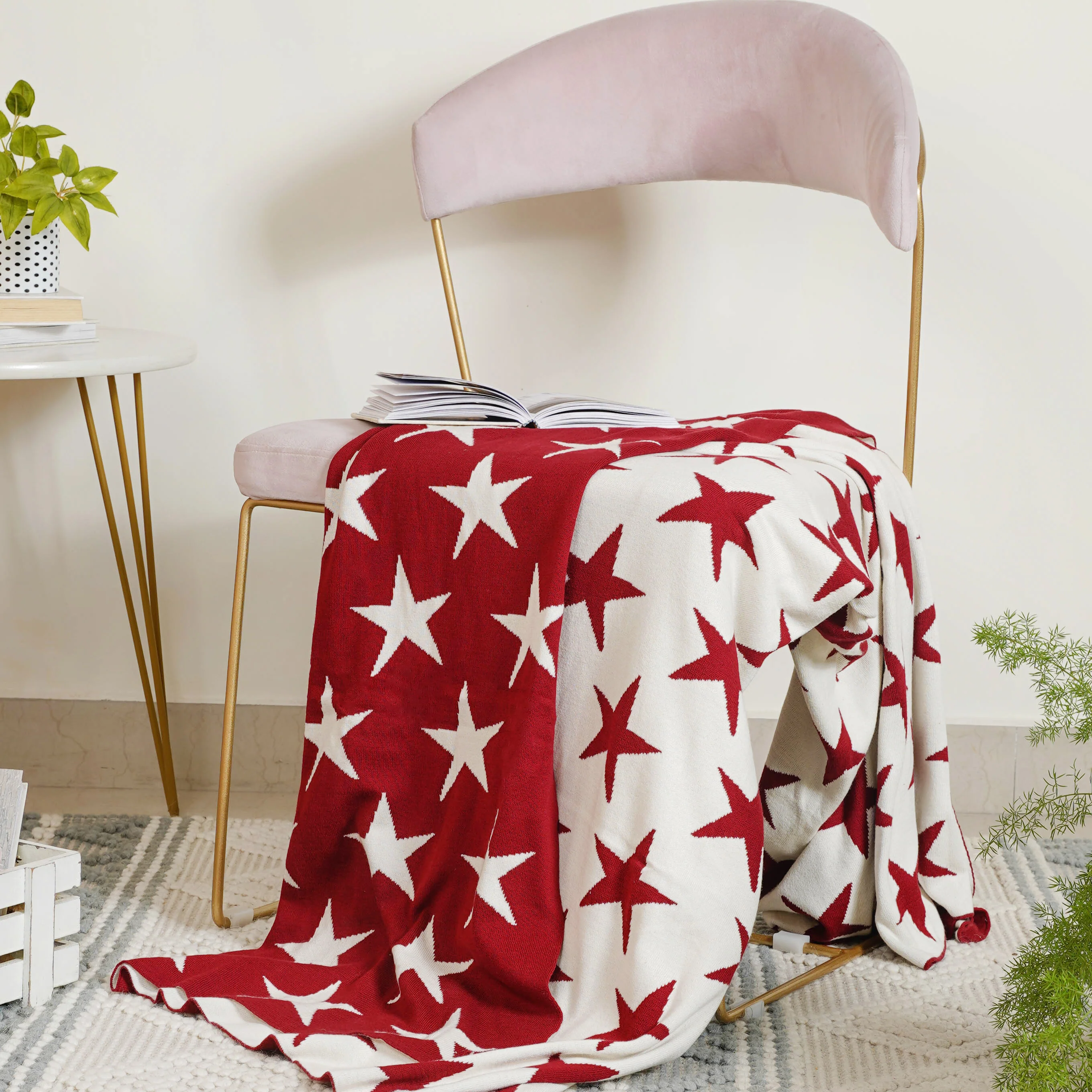 Maroon Star Throw - Image 7