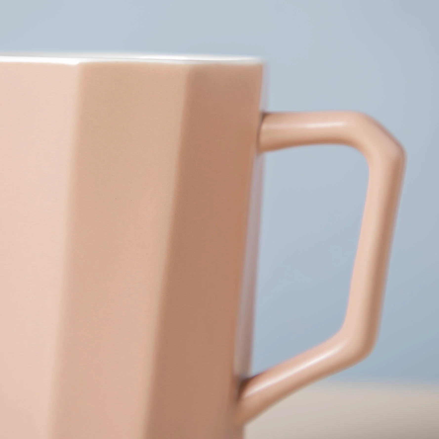 Matt Beige Ribbed Mug 350 ml - Image 4