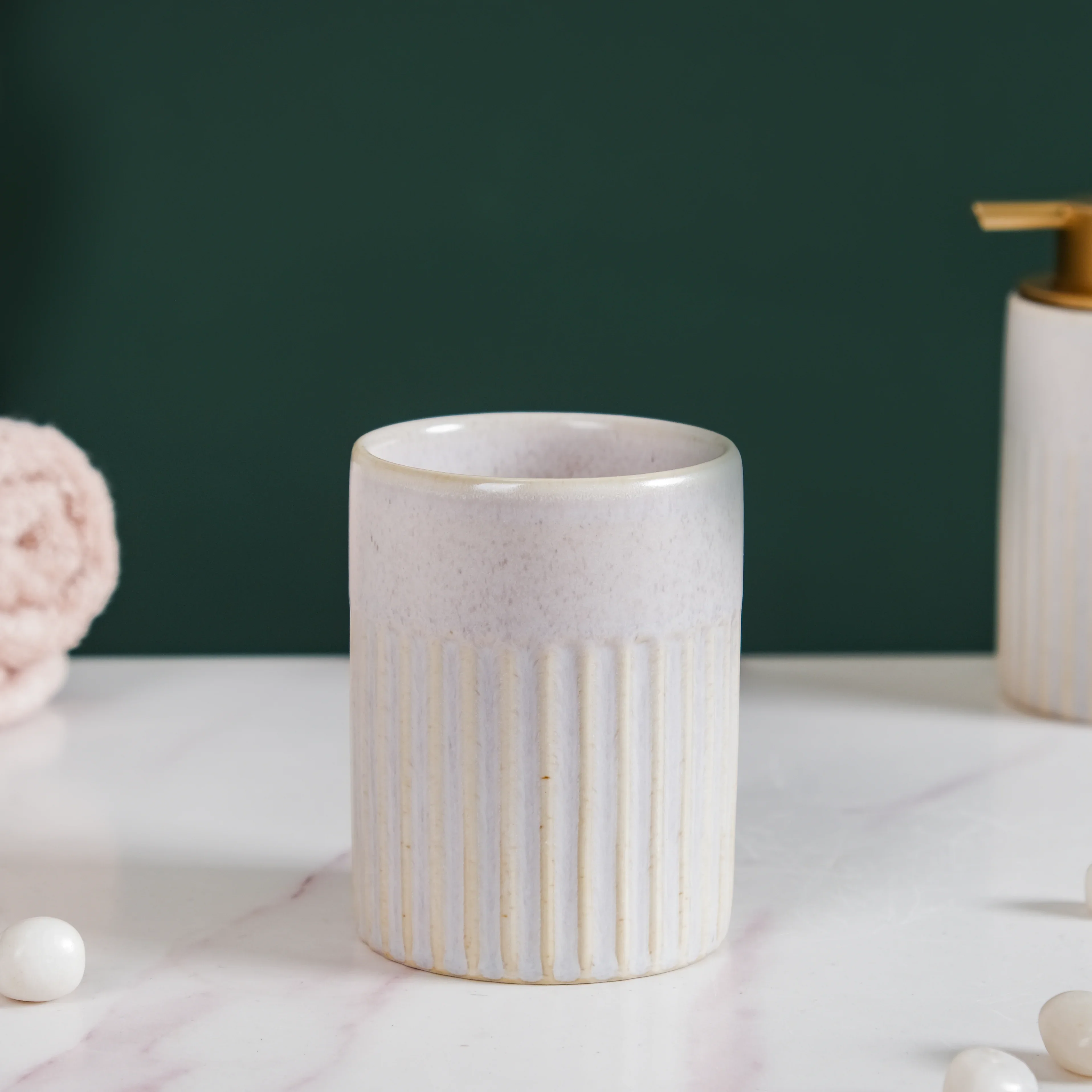 Matte Stoneware Finish Bathroom Set Of 3 - Image 12