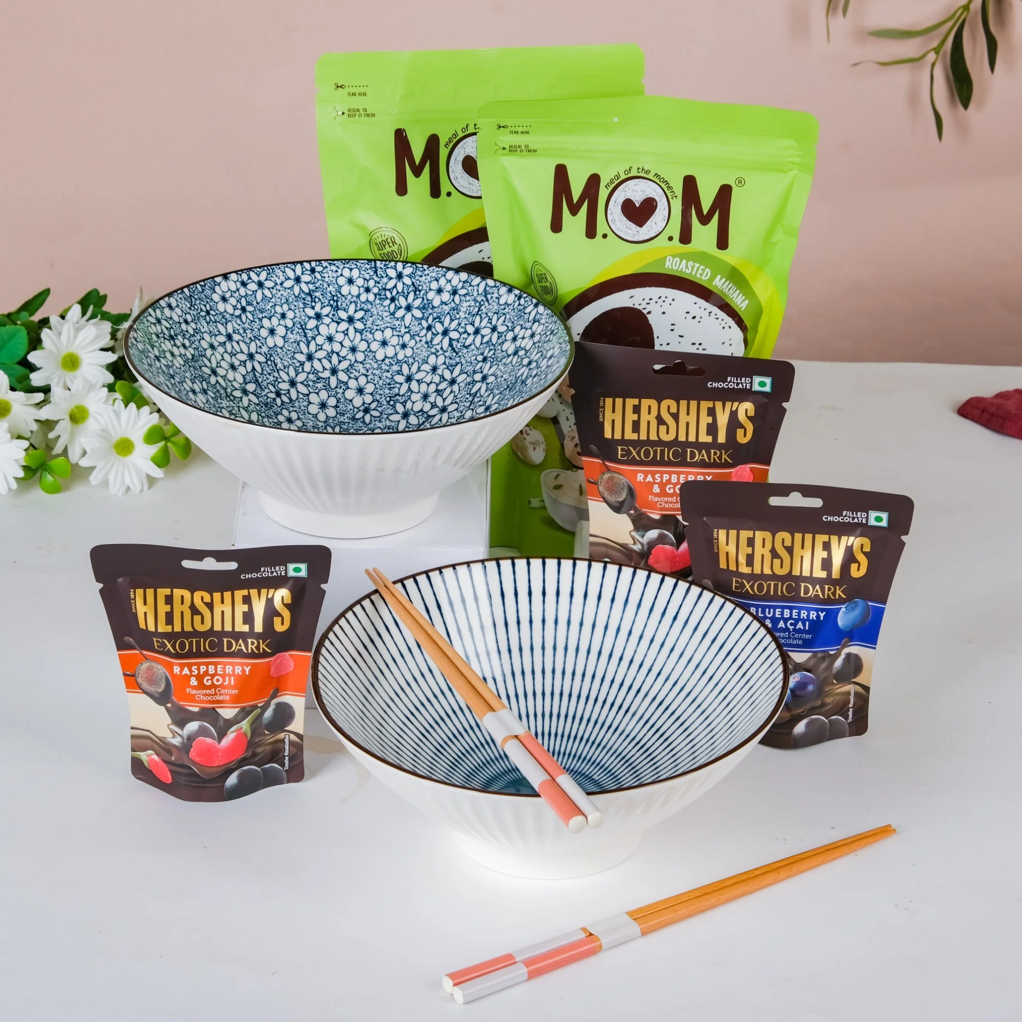 Meraki Noodle Bowl And Chopstick Gift Hamper Set Of 9 - Image 2