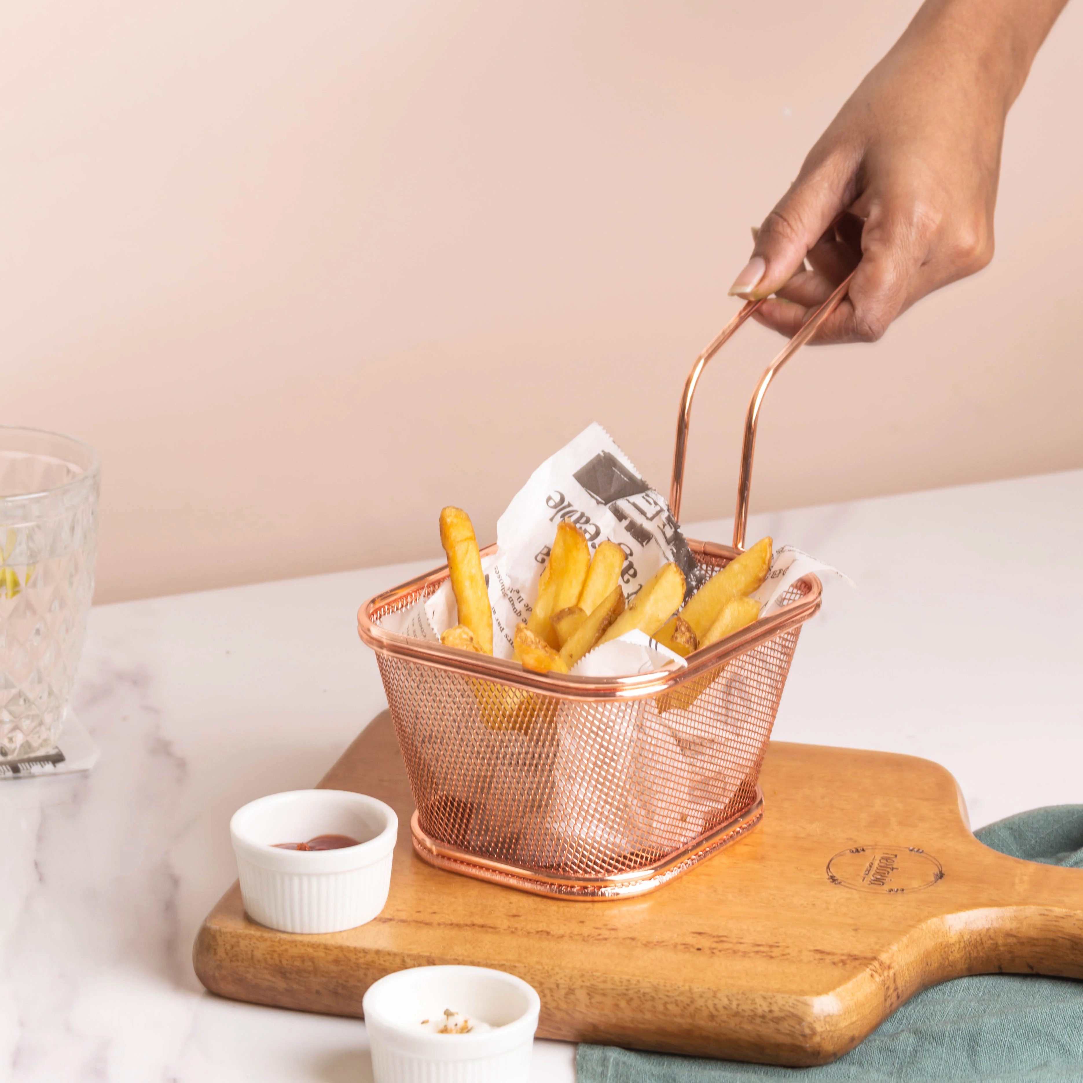 Meshed Snack Basket - Image 4