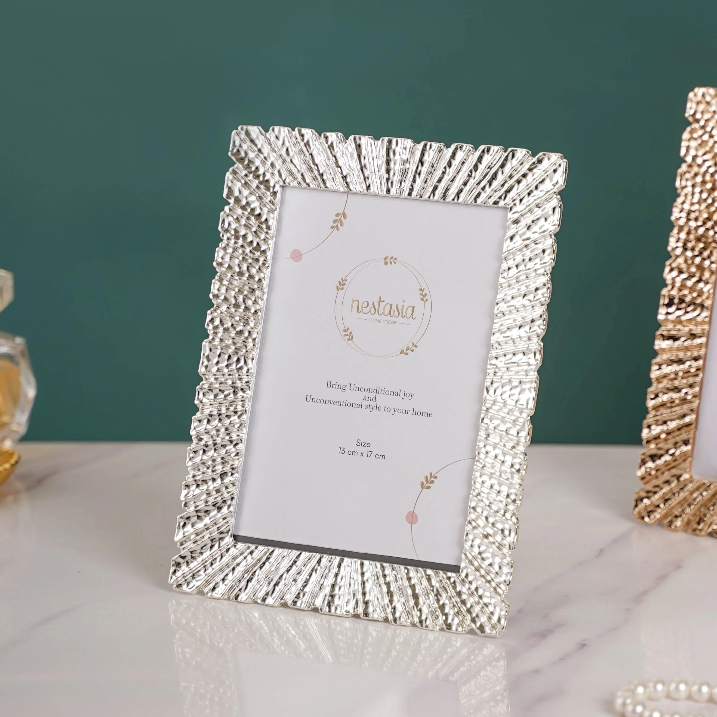Metallic Memory Photo Frame Large - Image 3