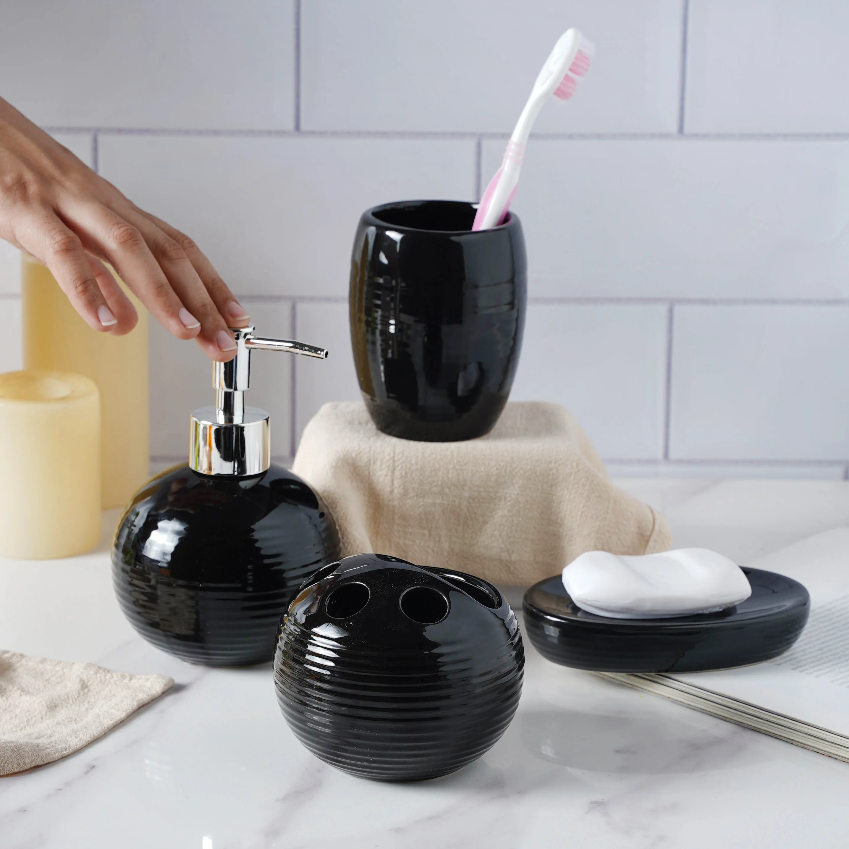 Midnight Black Bath Essentials - Image 4