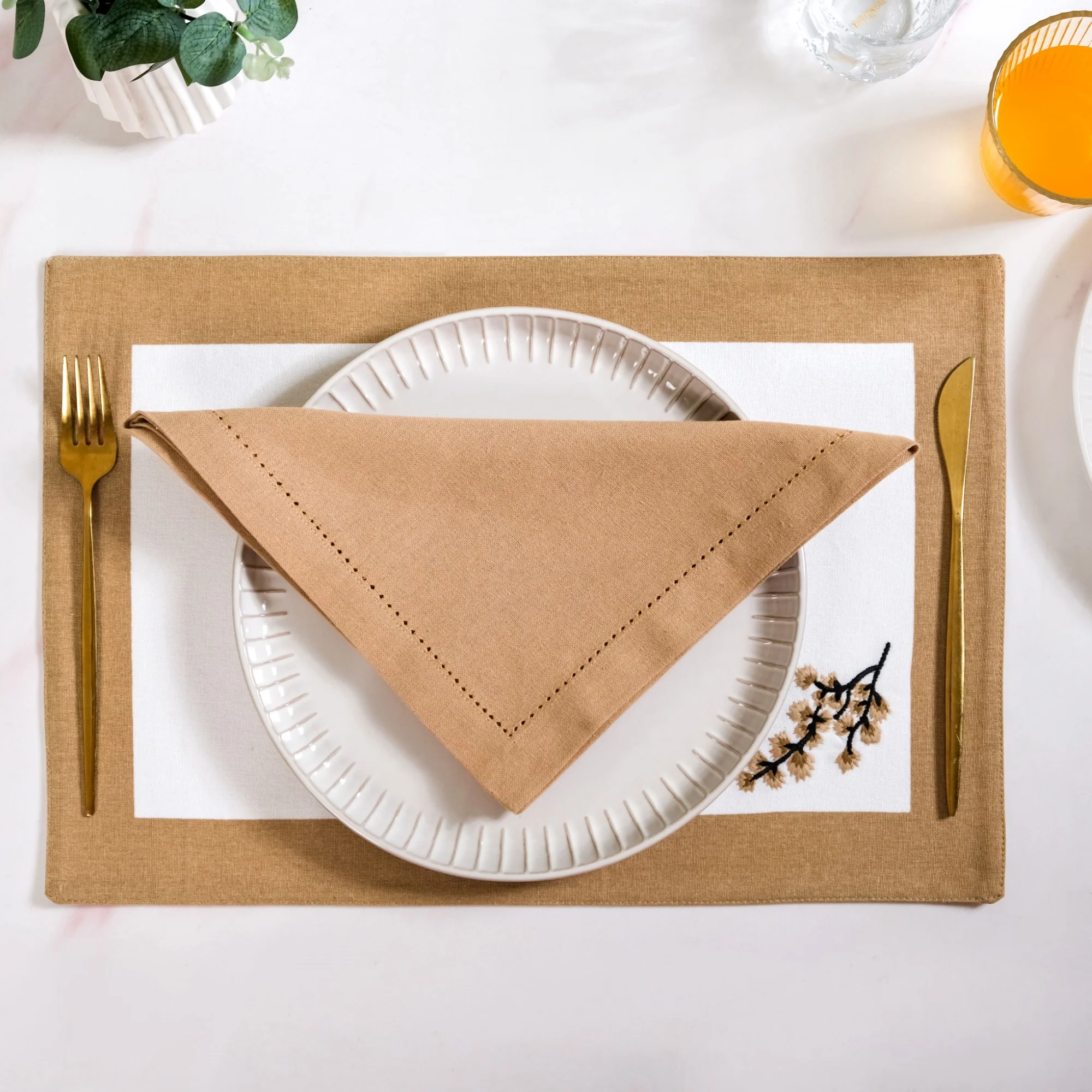 Midori Premium Cotton Hemstitched Dinner Napkins Set Of 6 In Brown - Image 7