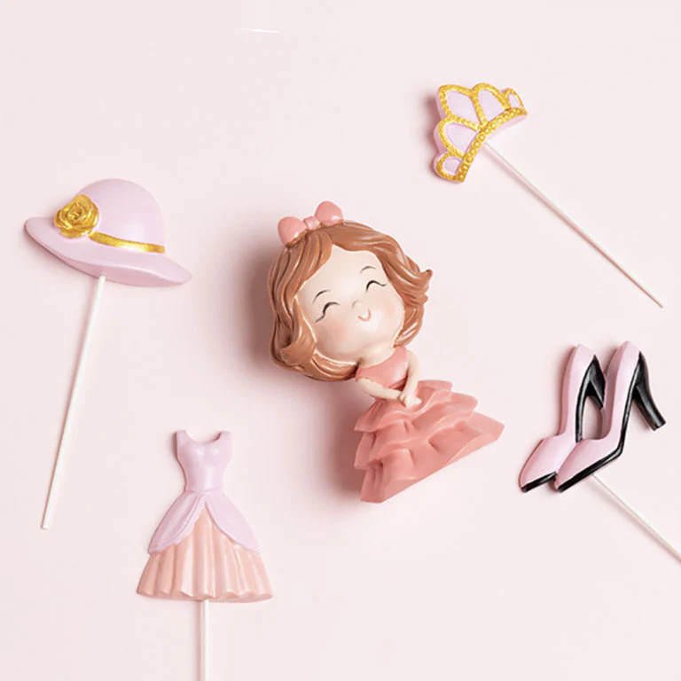 Miniature Princess Showpiece