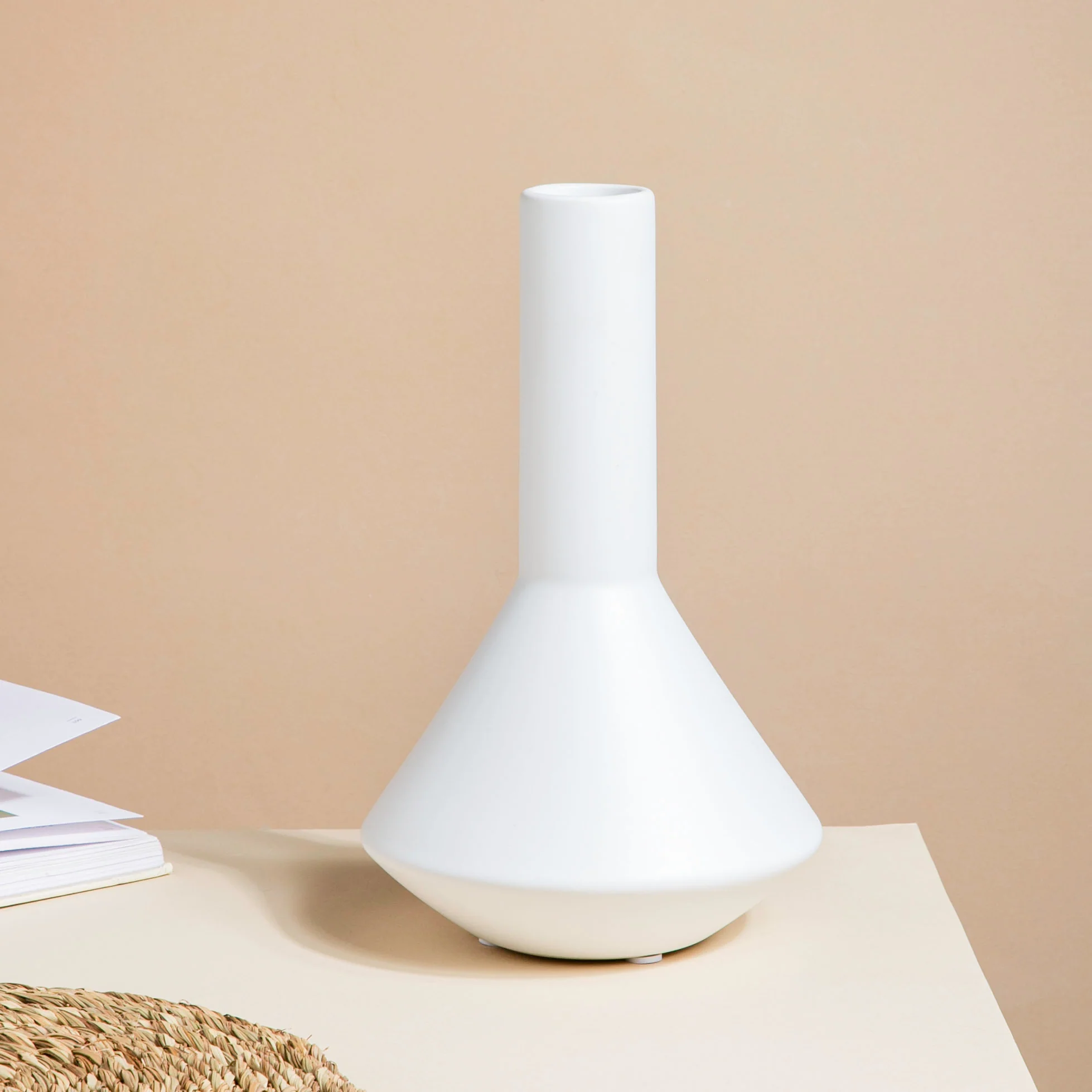 Minimalist Flask Shaped Ceramic Vase White - Image 4