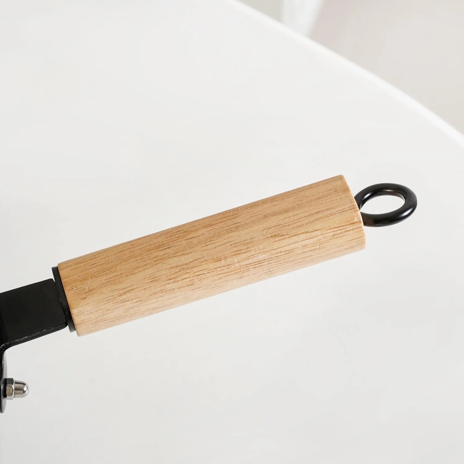 Minimalist Glass Saucepan With Wooden Handle And Lid 1800ml - Image 7