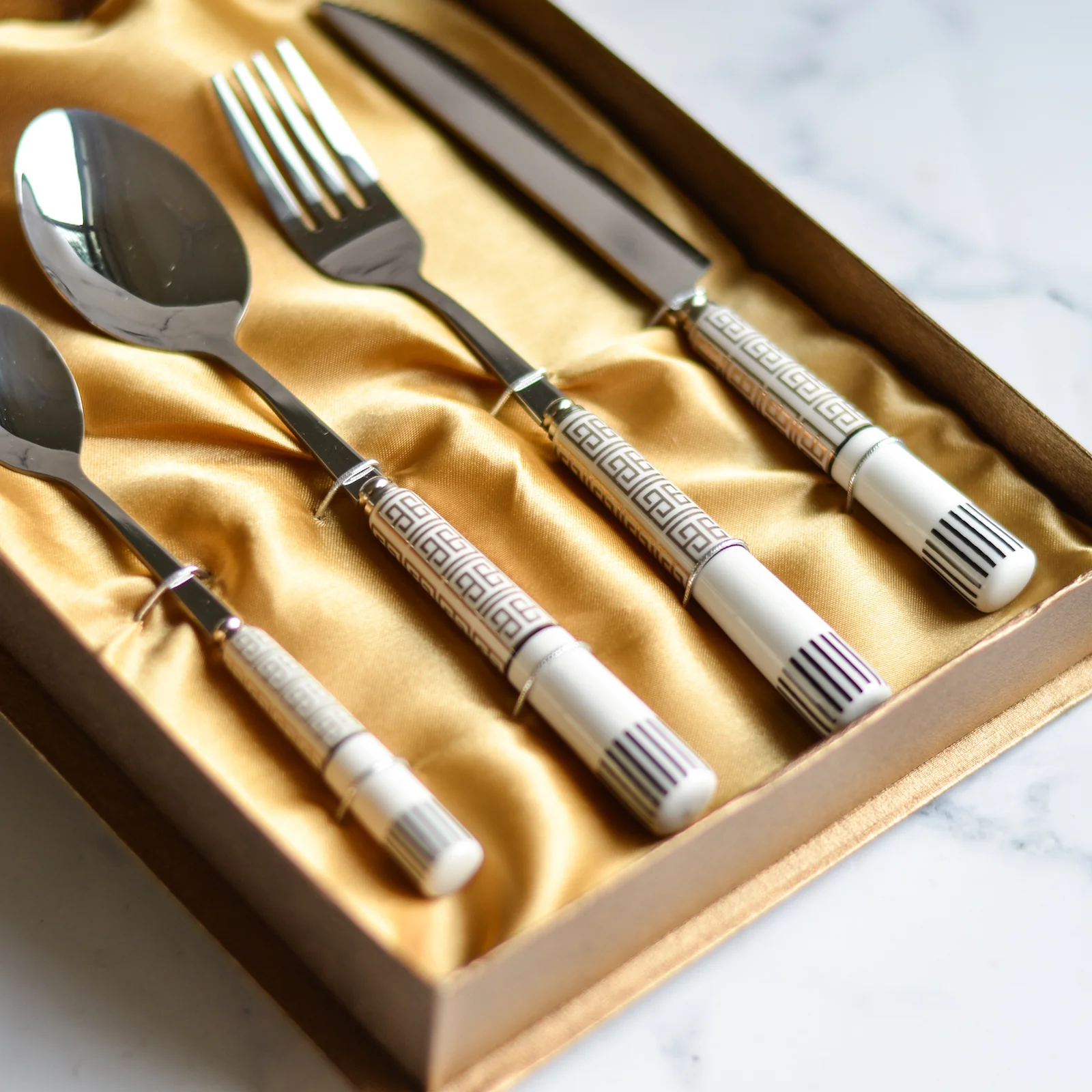 Modern Cutlery - Image 3