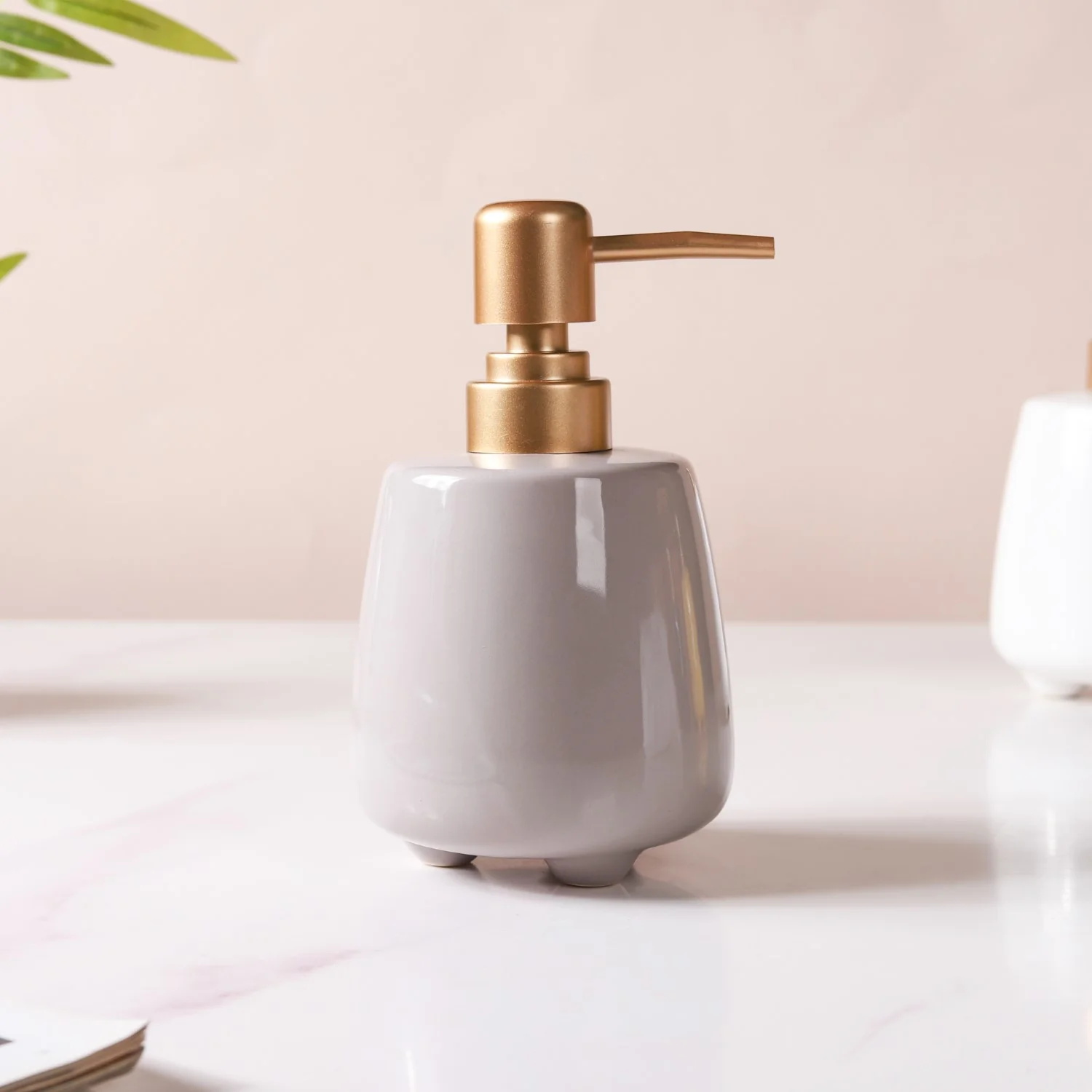 Modern Dispenser - Image 8