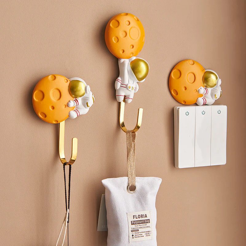 Moon and Astronaut Wall Hook - Image 2