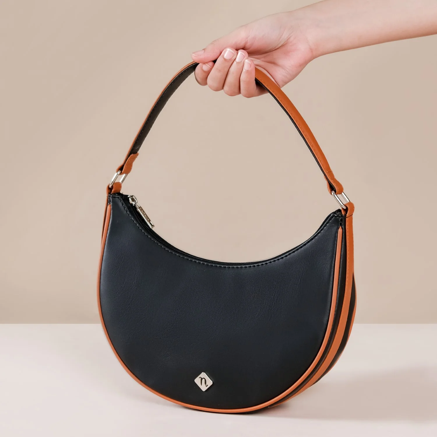 Moon Shoulder Bag For Women Black - Image 3