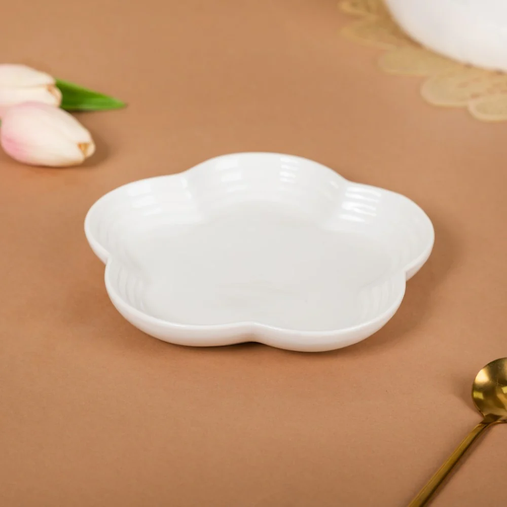 Moon White Daisy Dessert Plate 6 Inch - Image 2