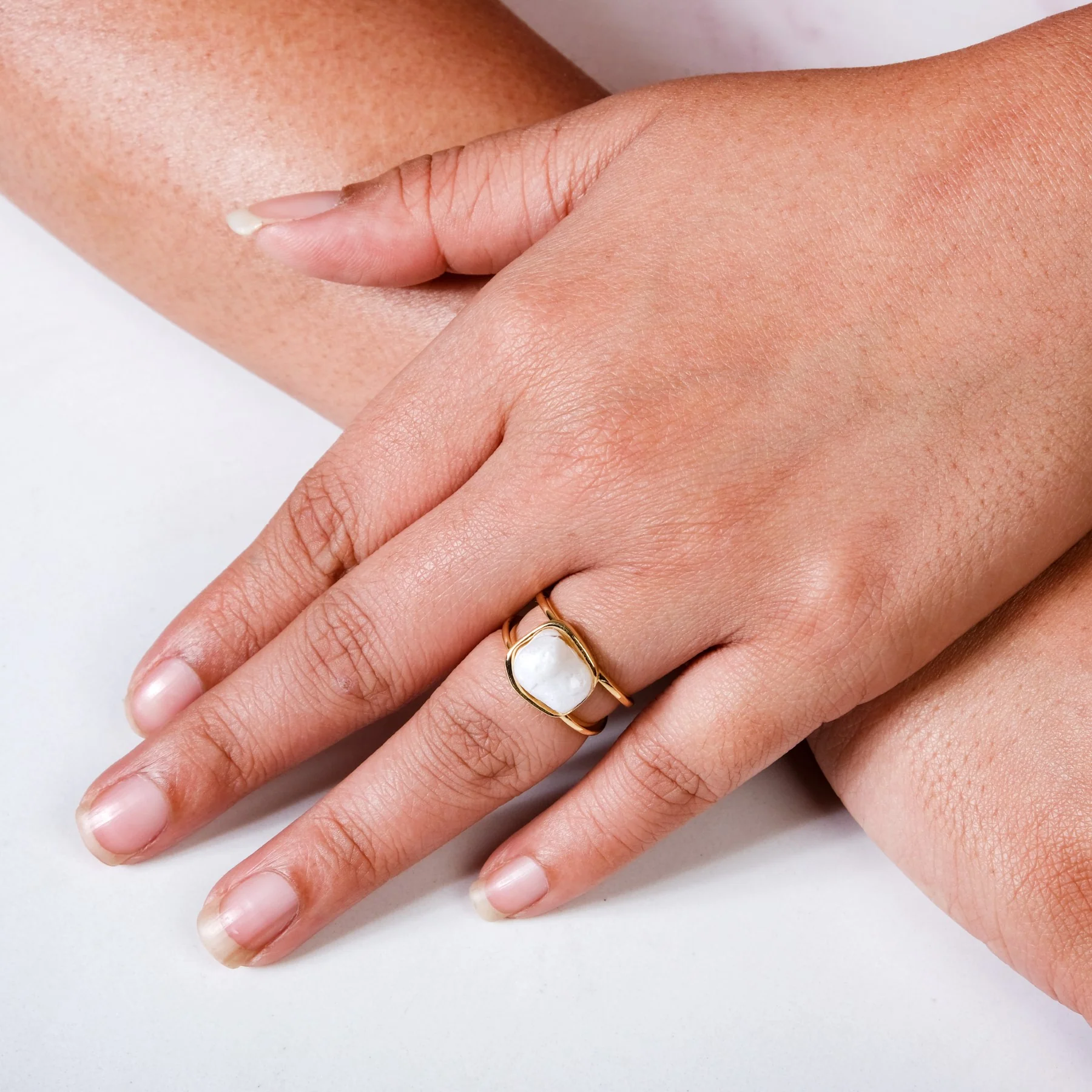 Moonlit Glow Statement Gold Ring - Image 2