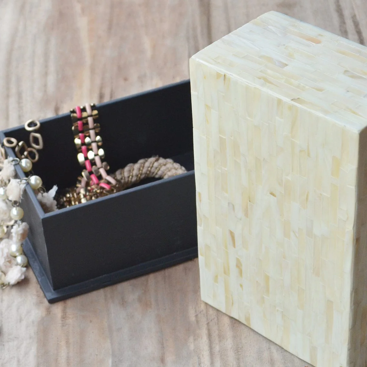 Mother Of Pearl Rectangle Box- Pearl White - Image 3
