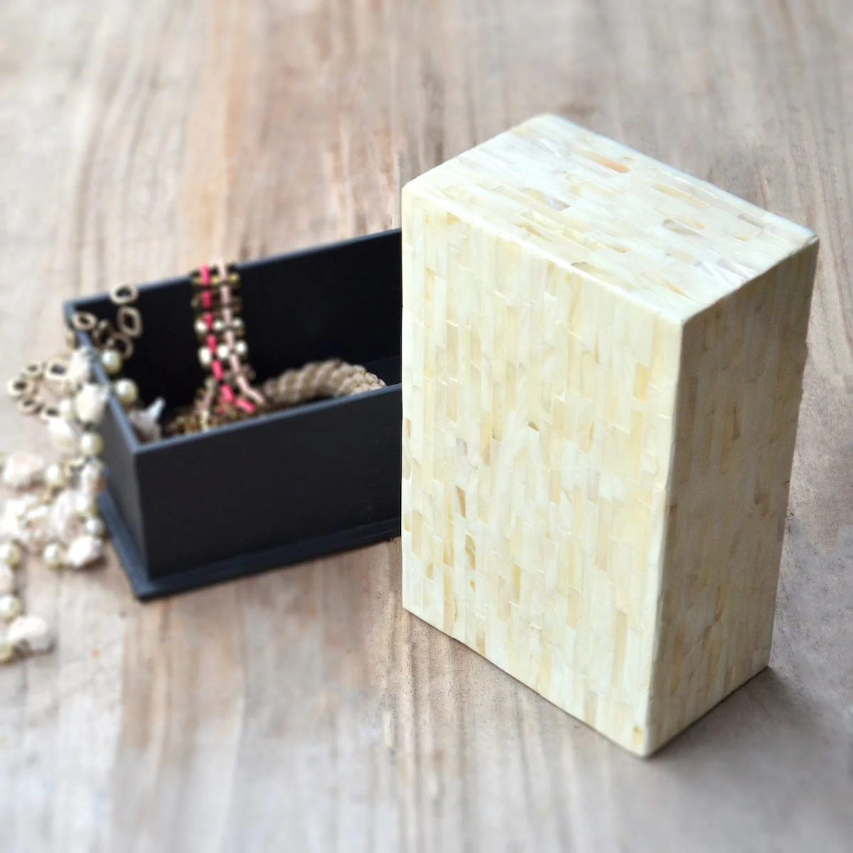 Mother Of Pearl Rectangle Box- Pearl White - Image 7