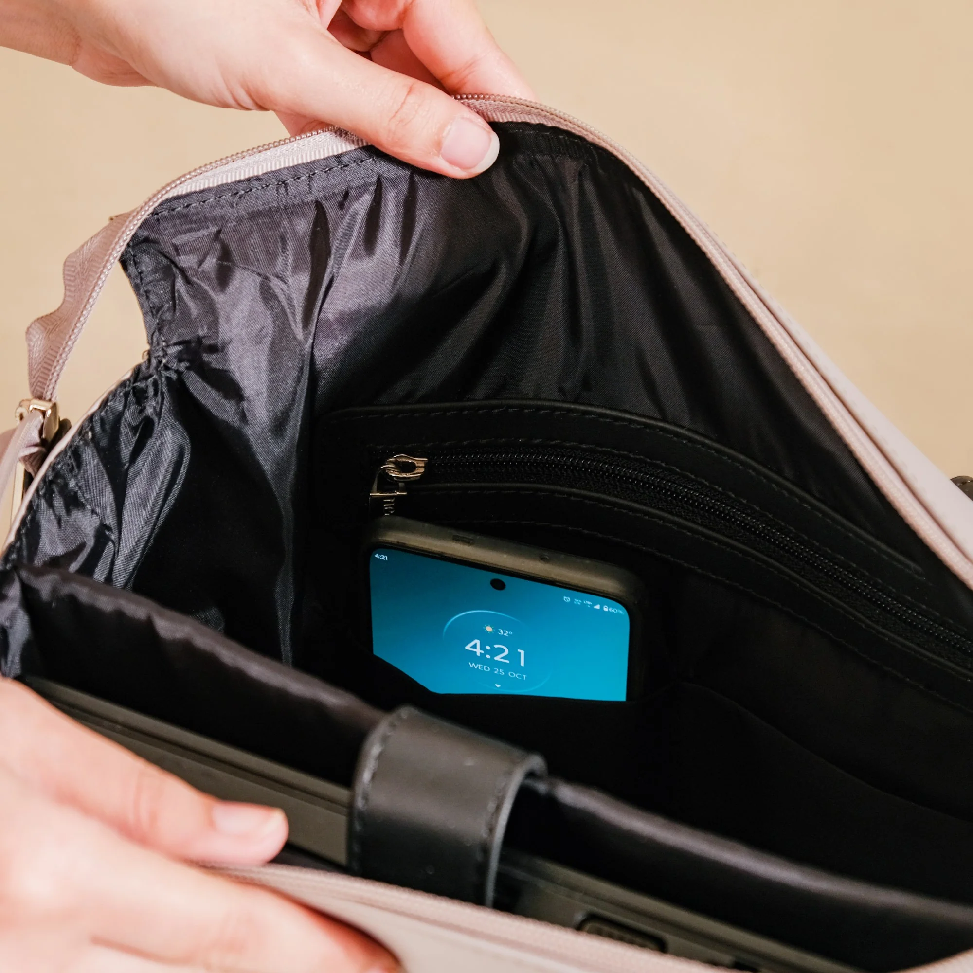 Multipurpose 2-Way Backpack And Handbag - Image 11