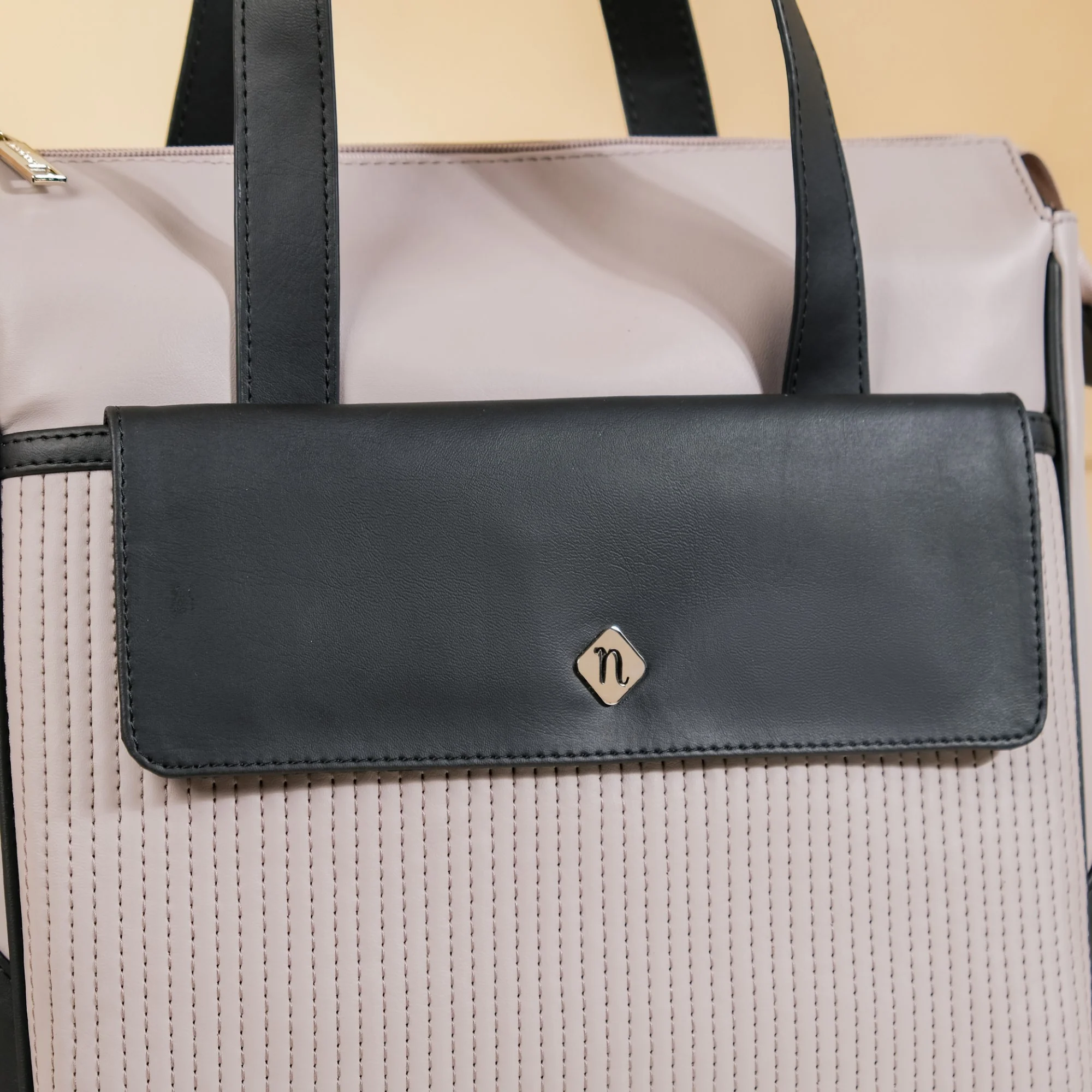 Multipurpose 2-Way Backpack And Handbag - Image 18