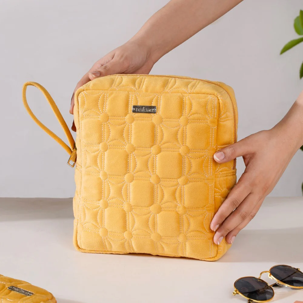 Multipurpose Travel Kit Set Of 4 Yellow - Image 5